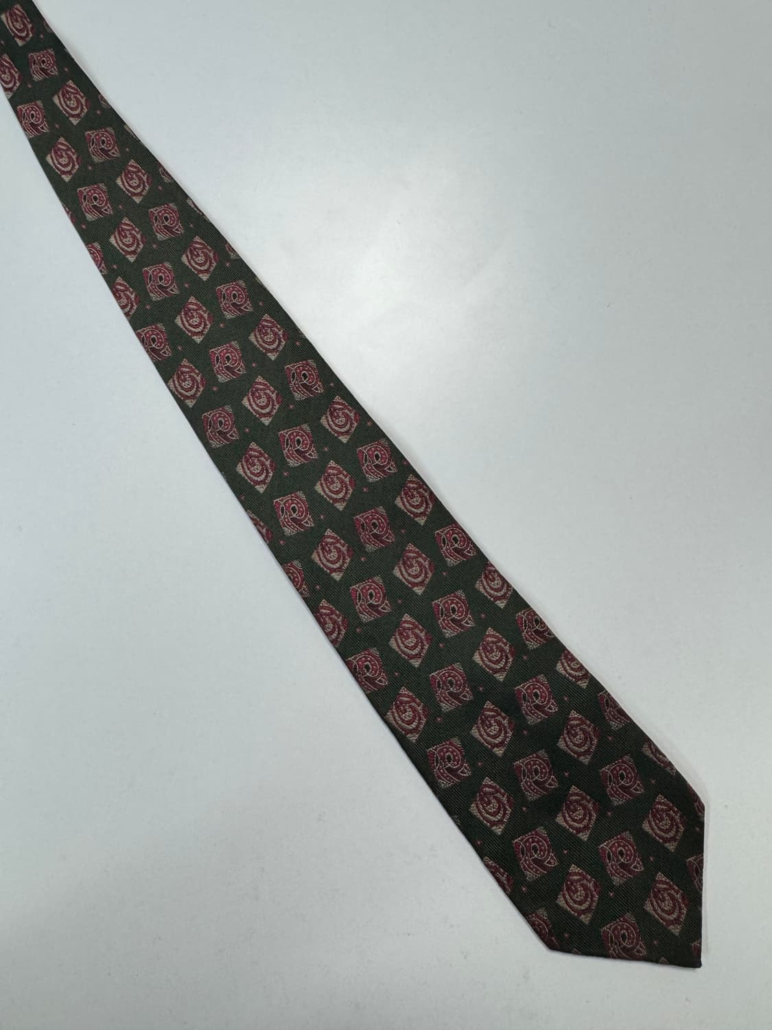 발렌티노 (Valentino) 명품 실크 넥타이 8.7cm 상품이미지2