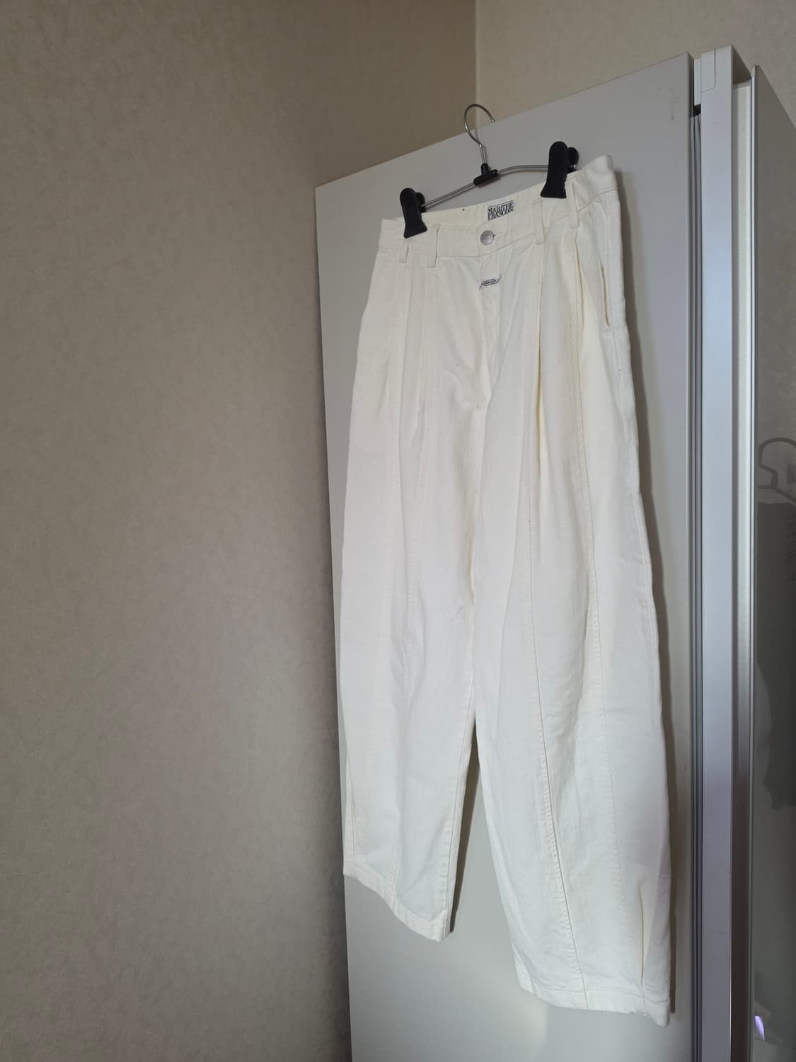 마리떼 프랑소와 저버 와이드 핀턱 데님팬츠 상품이미지2