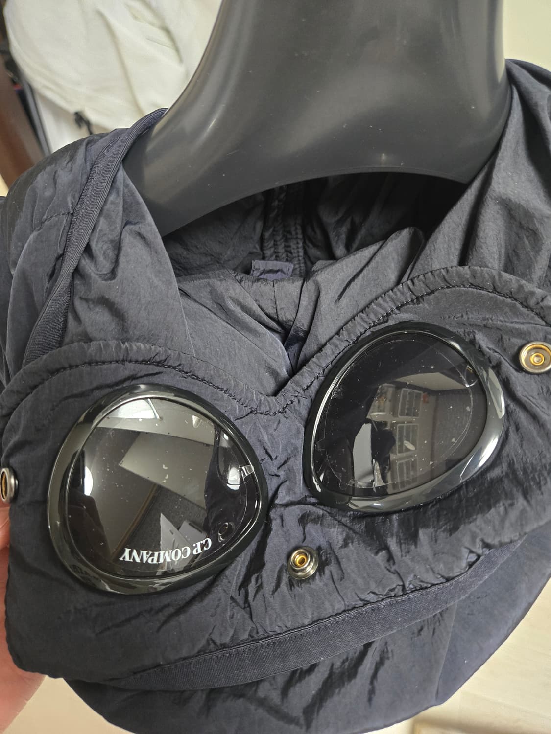cp컴퍼니 크롬R 덕다운 점퍼 고글 패딩 L 100~105 이클립스 블루 상품이미지6