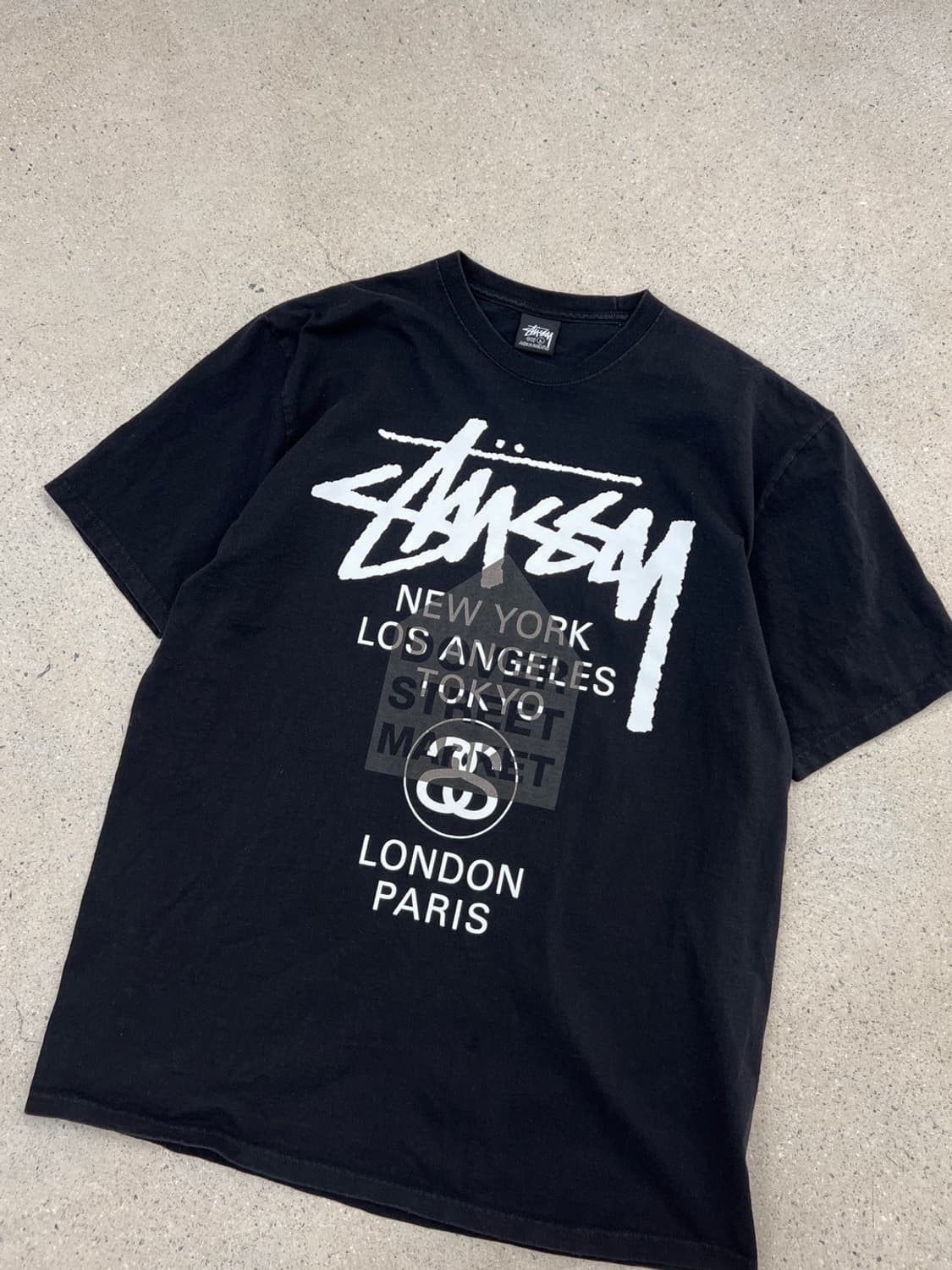 스투시 도버 스트릿 마켓 월드투어 반팔 티셔츠 상품이미지1