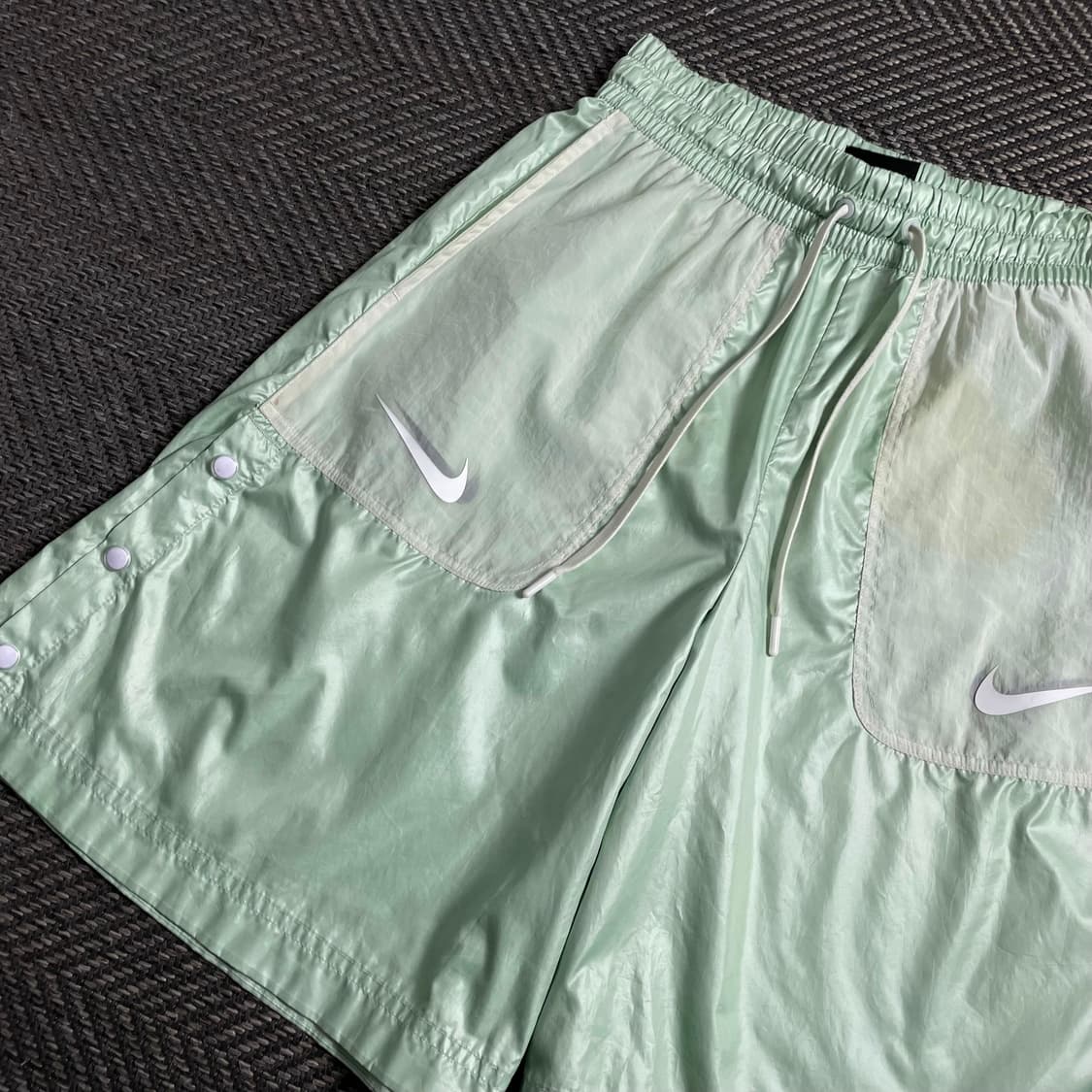 나이키 우먼스 더블 스우시 나일론 러닝 팬츠y 4466 상품이미지3