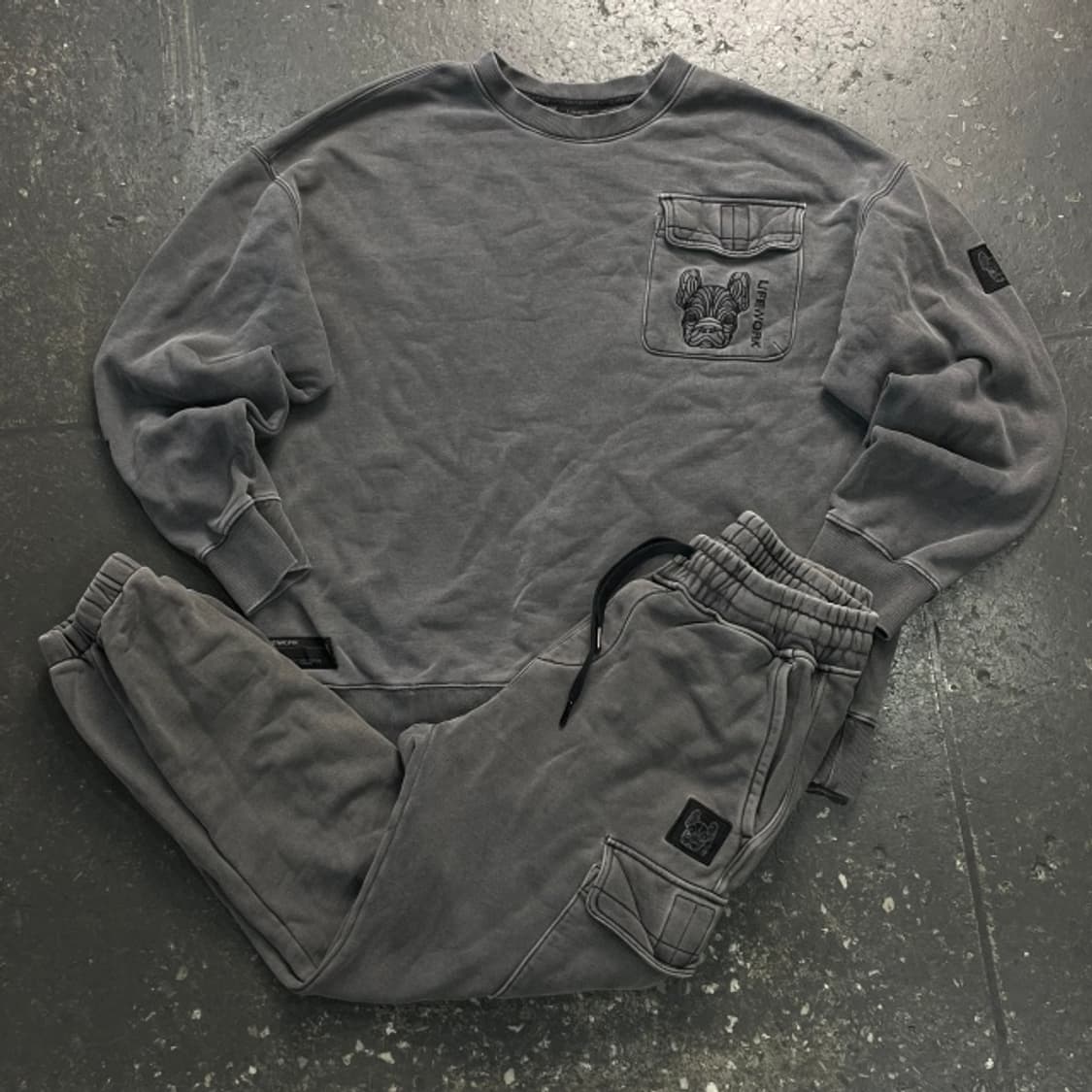 100 라이프워크 피그먼트 맨투맨 셋업 상품이미지1