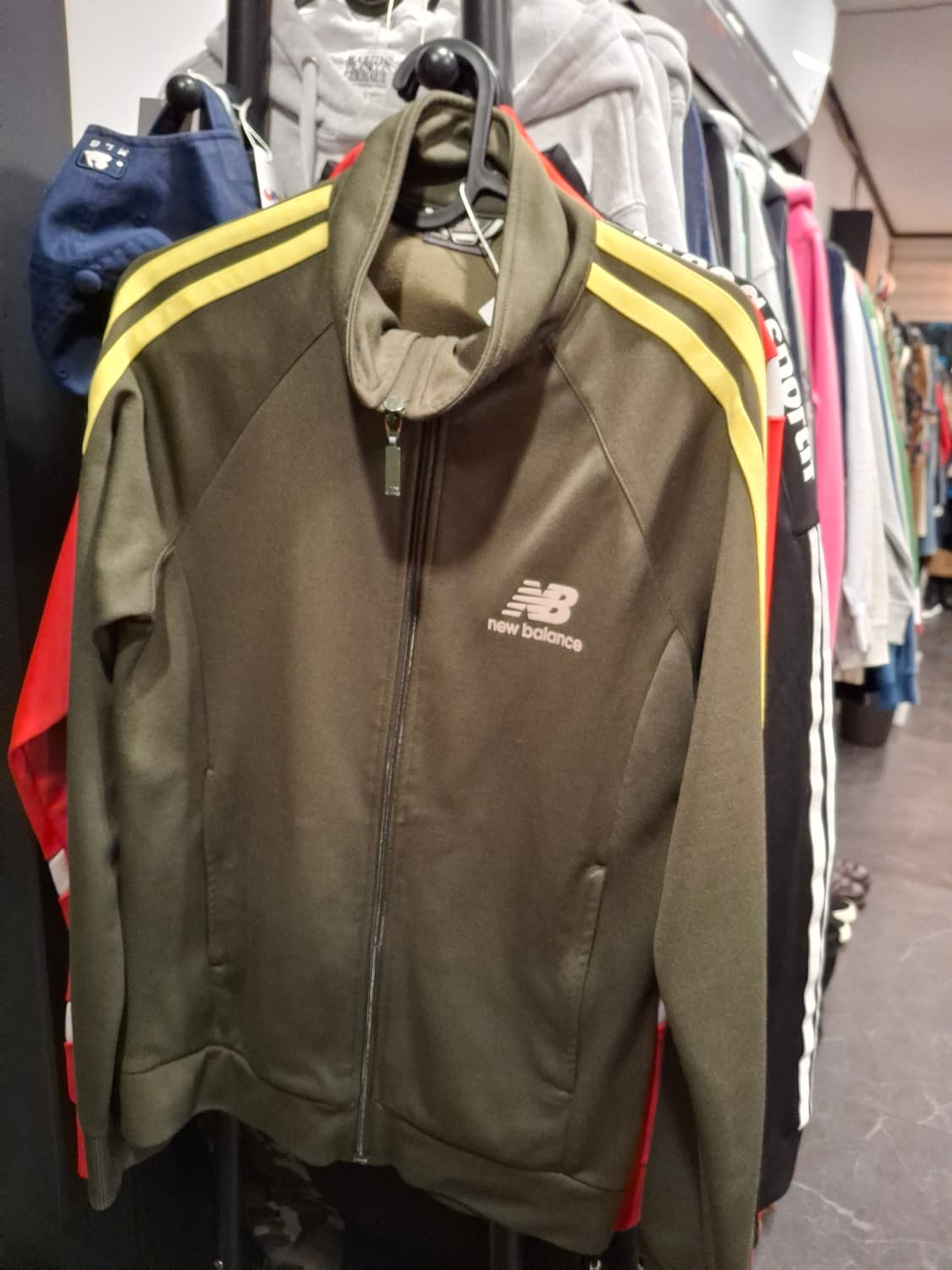 (마지막특가) 뉴발란스 집업자켓 카키 m 상품이미지1