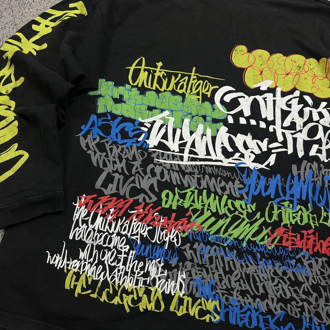 ✨ (바배) 오니츠카 타이거 빅 프린팅 박시핏 롱슬리브 상품이미지6