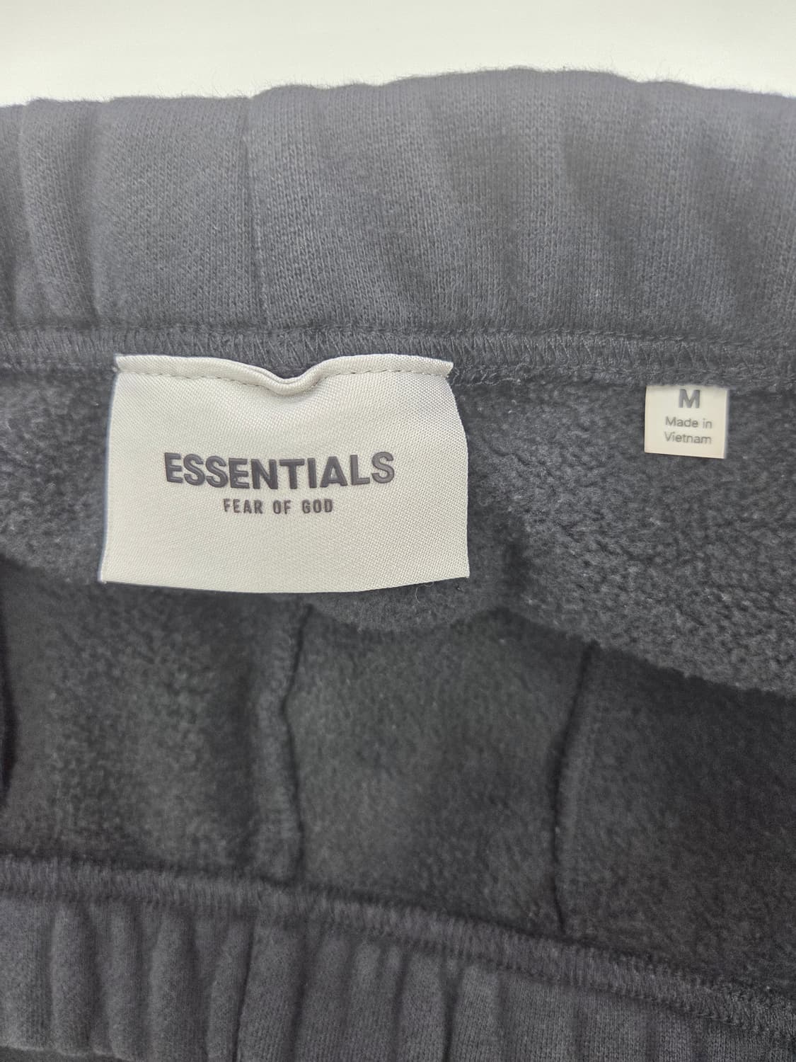 M 피오갓 에센셜 블랙 반바지 FEAR OF GOD 상품이미지5