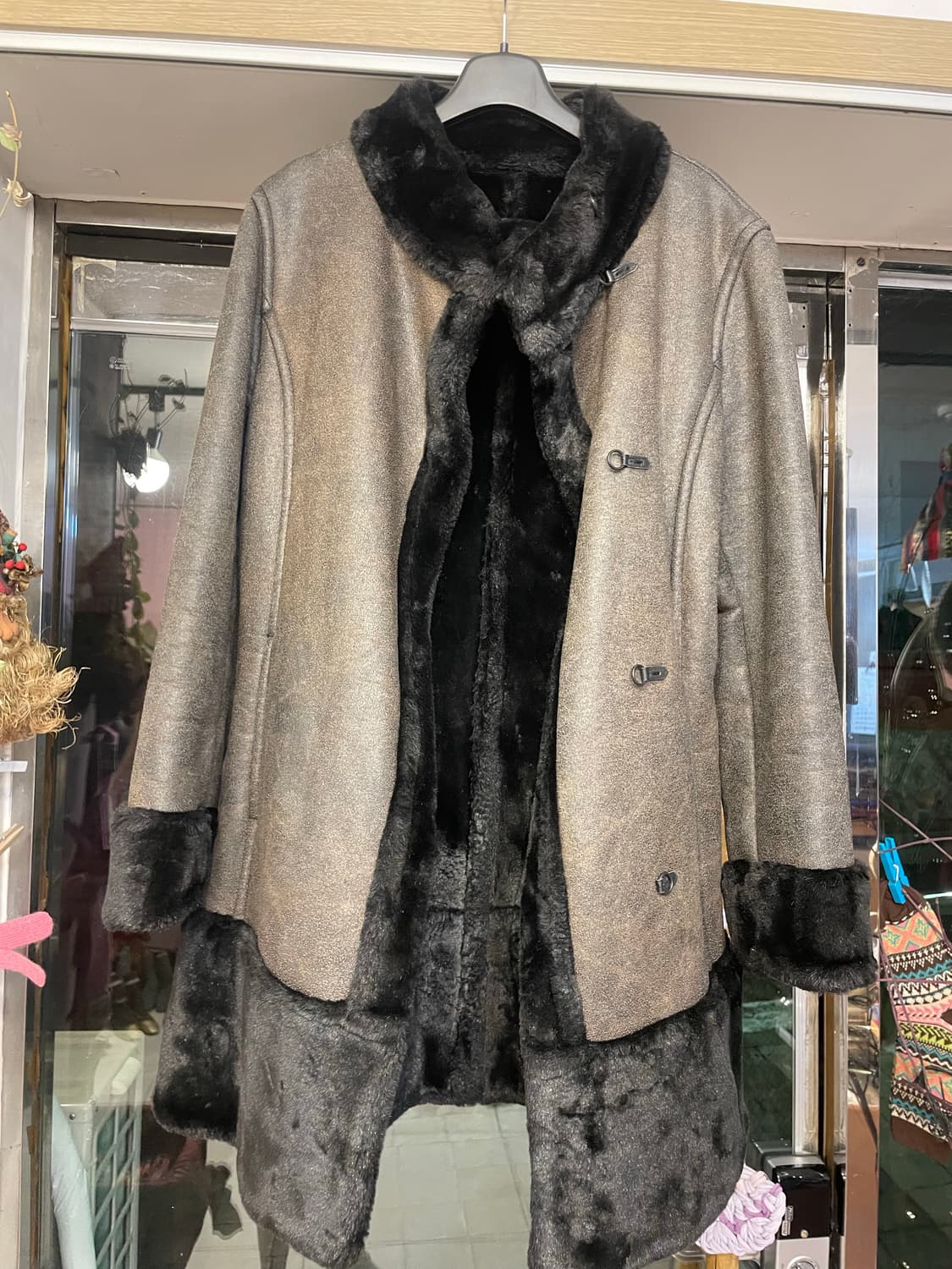 버버리블루라벨페이크무스탕 상품이미지3