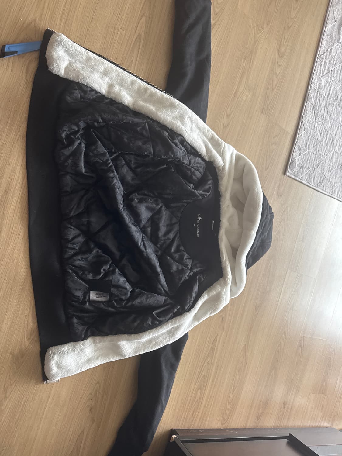 무스너클 버니스웨터 ㄹㅇ 완전 새상품급(정품) 상품이미지5