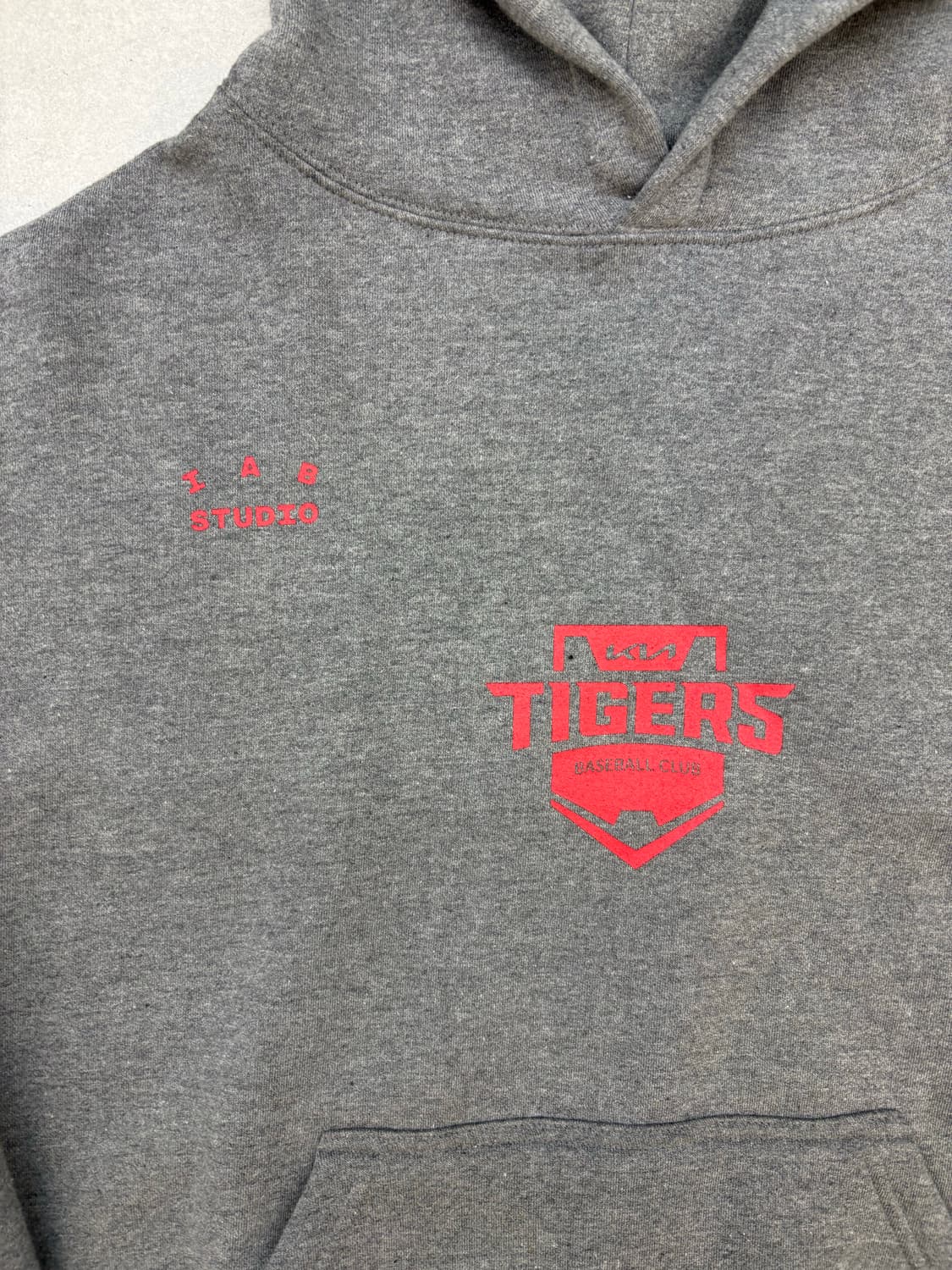 아이앱 스튜디오 기아타이거즈 후드티 상품이미지4