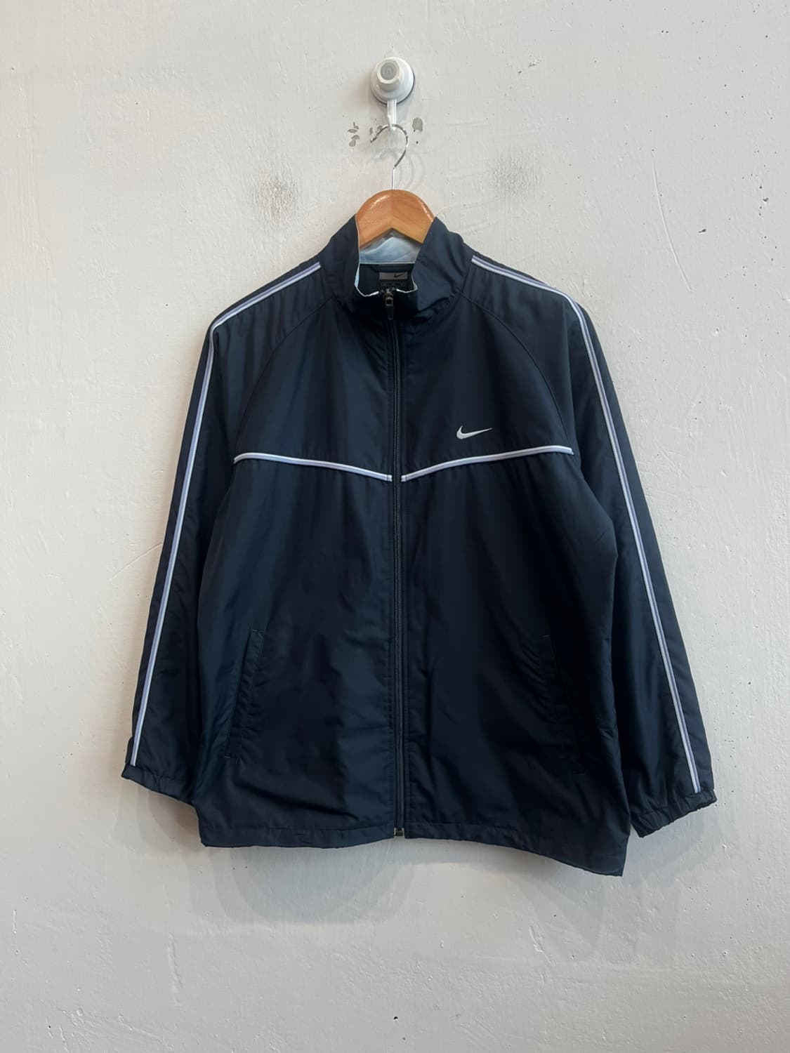 나이키 재팬 바람막이 윈드자켓 우먼즈 상품이미지1
