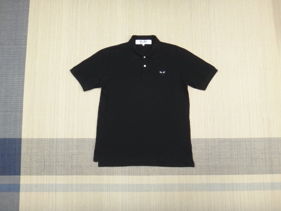 (XL) 꼼데가르송 AX-T066-051 하트 와펜 폴로 상품이미지1