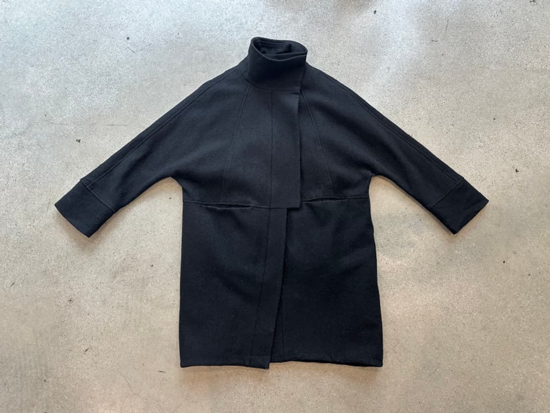 Vintage Black Coat 상품이미지1