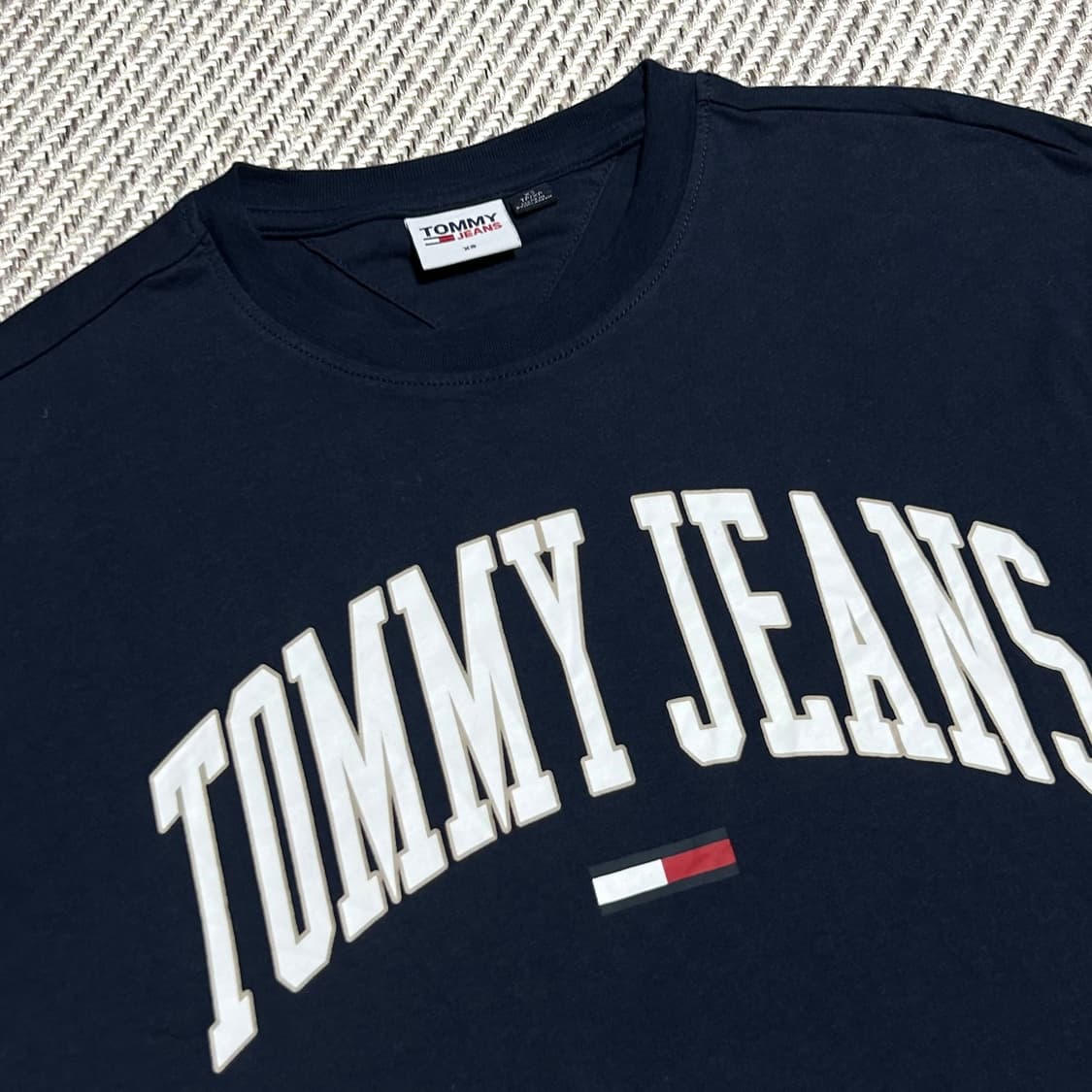[S] Tommy 타미진스 네이비 라운드 반팔티 상품이미지3