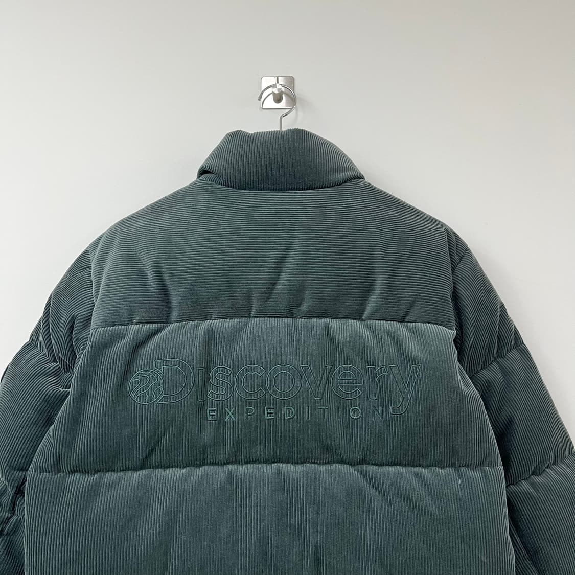(공유착용) 디스커버리 익스페디션 헤딘 코듀로이 덕다운 숏패딩 상품이미지5