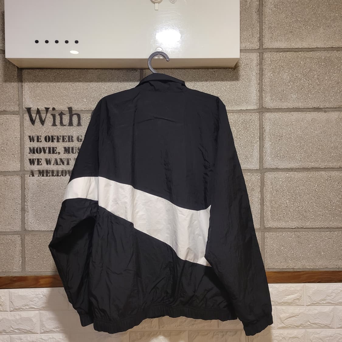 나이키 빅스우시 바람막이 L  상품이미지2