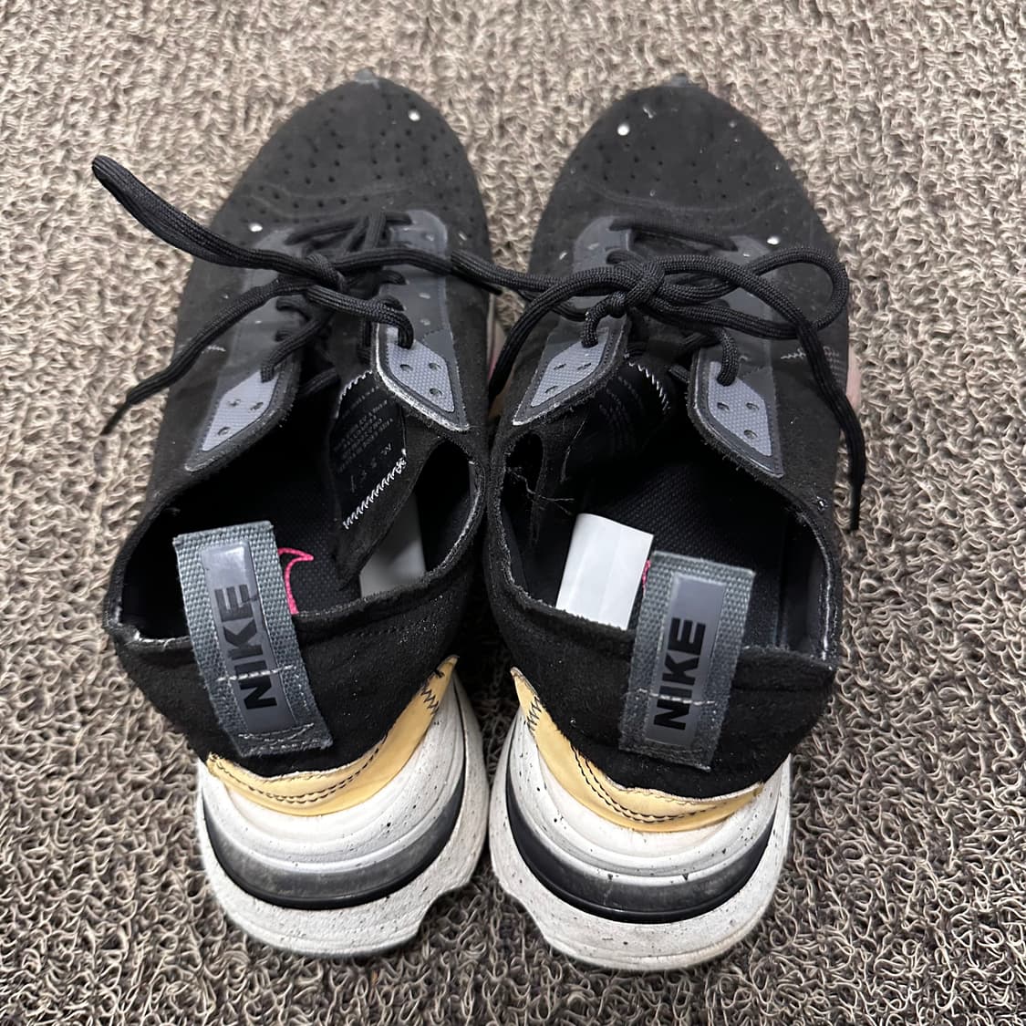 NIKE 나이키 에어 줌 타입 블랙 하이퍼 핑크 270 상품이미지4