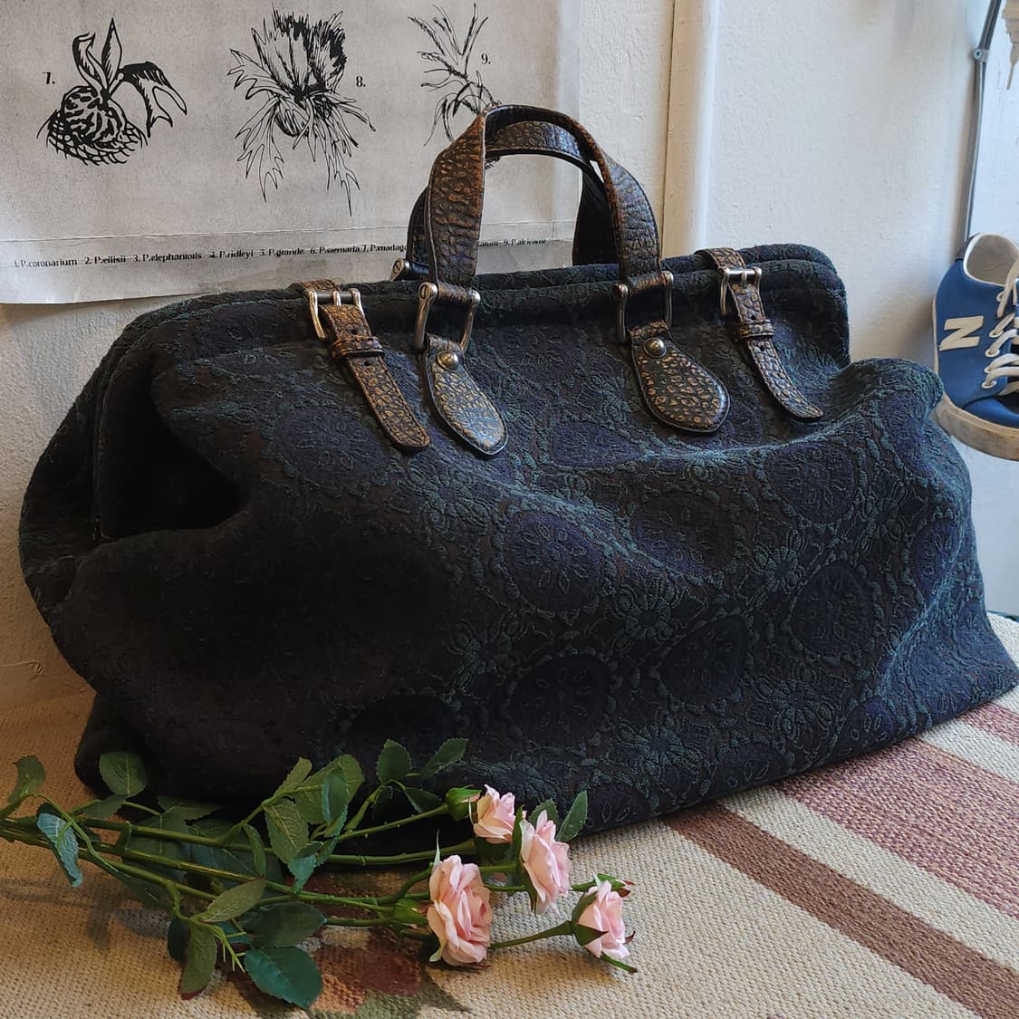 구찌 블랭킷 트레블러 백 닥터스백 런웨이 F 상품이미지1