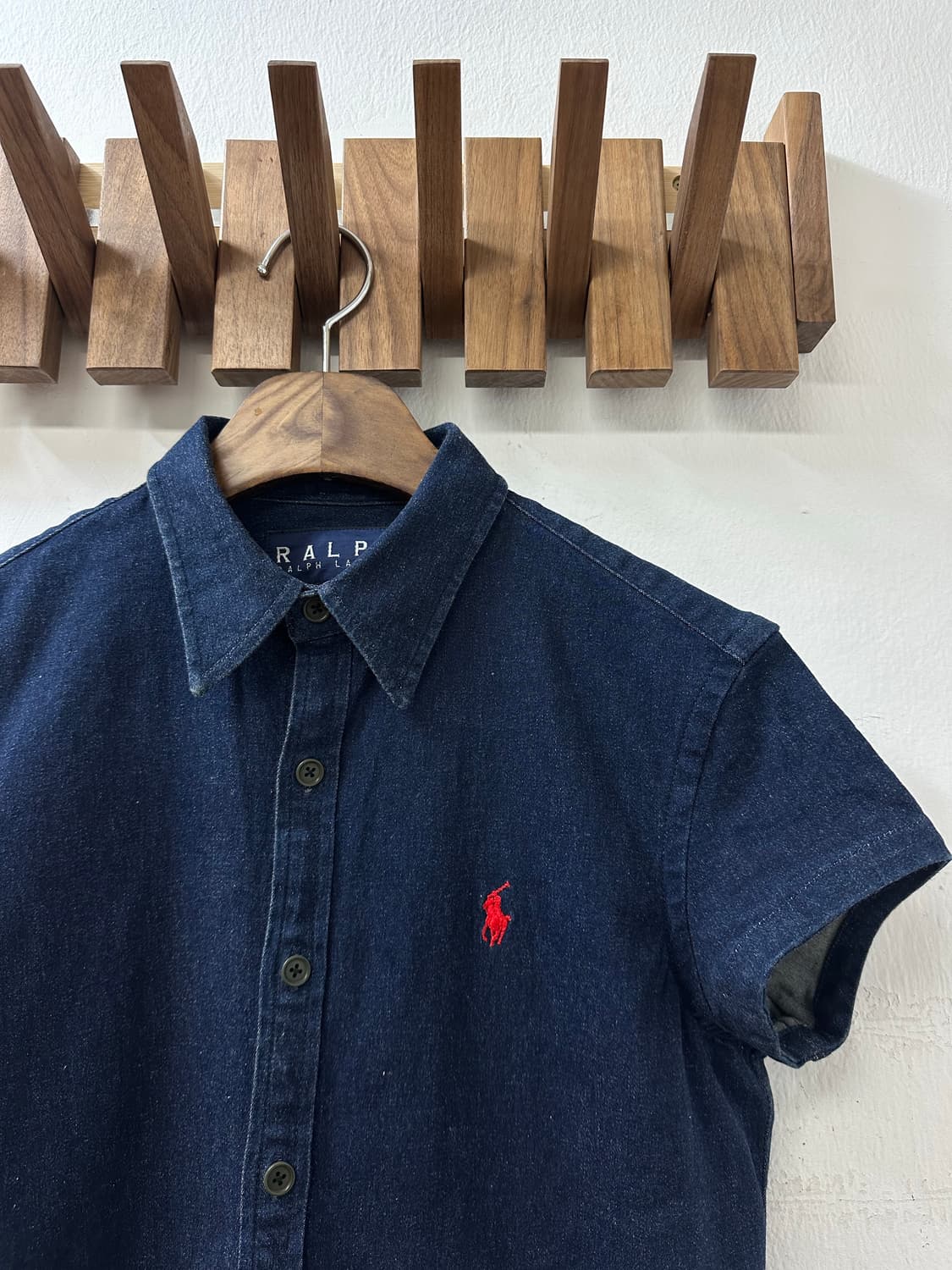RALPH LAUREN 랄프로렌 포니 로고 중청 워싱 데님 셔츠 상품이미지2