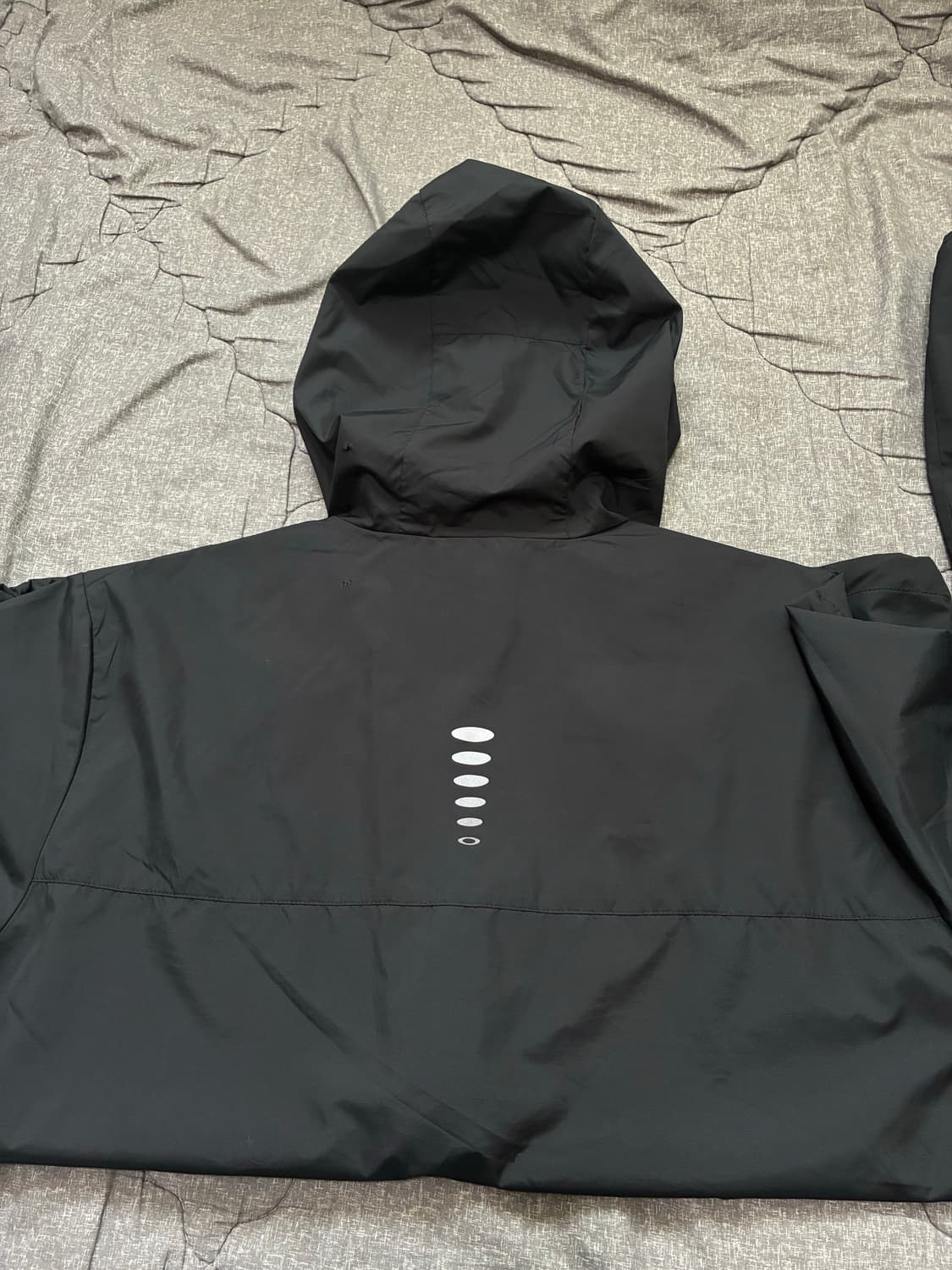 오클리 파운데이셔널 자켓 블랙아웃 상품이미지2