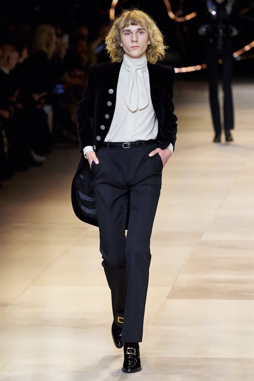 [BTS 지민님 착용] 셀린느 20AW 실크 보우 타이 셔츠 상품이미지3