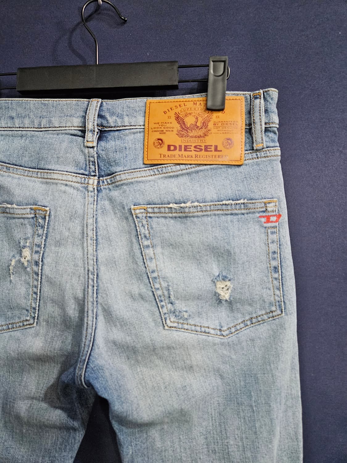 디젤 라이트블루 남성 슬림핏 허리 31 빈티지 데님팬츠  상품이미지8