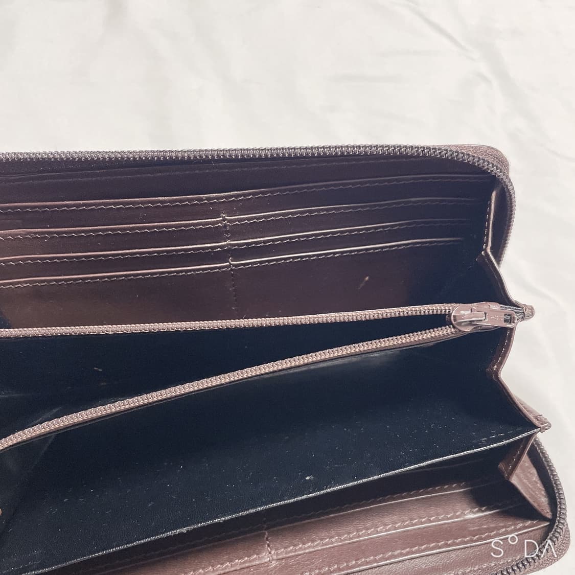 비비안웨스트우드 장지갑 상품이미지6