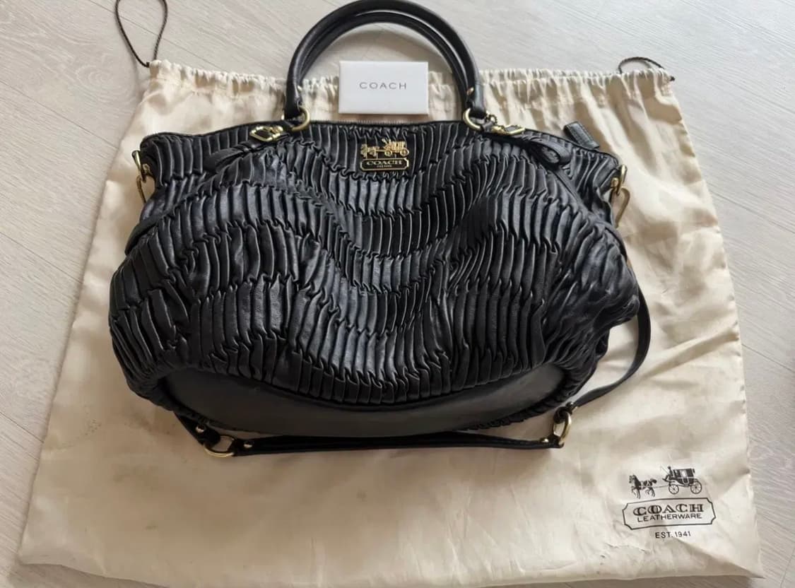 코치 메디슨 소피아 셔링 가죽 가방 상품이미지1