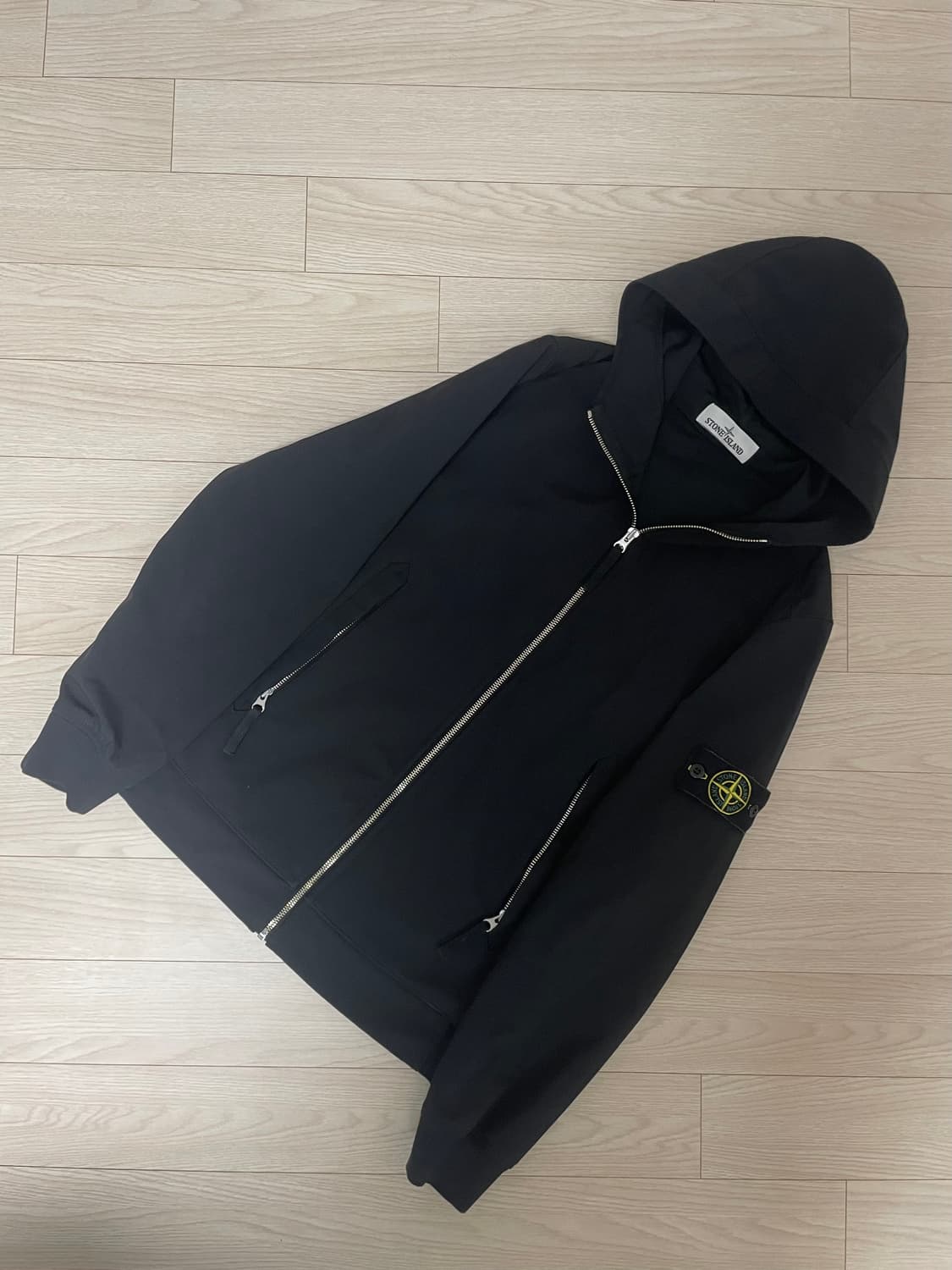 [ S ] 정품 스톤아일랜드 라이트 소프트쉘 블랙 상품이미지1