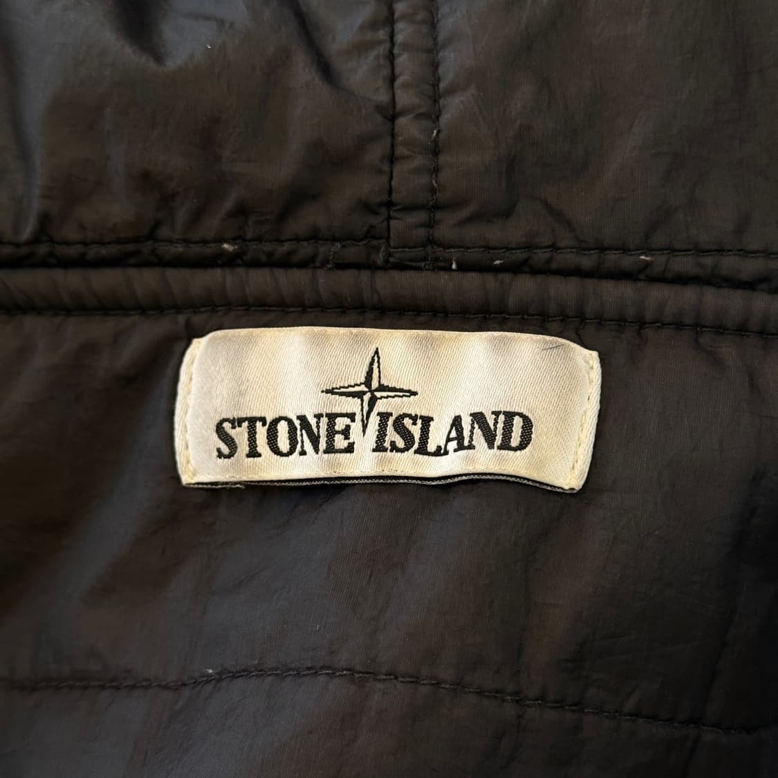 20FW 스톤 아일랜드 와펜 크링클랩스 프리마로프트 상품이미지9