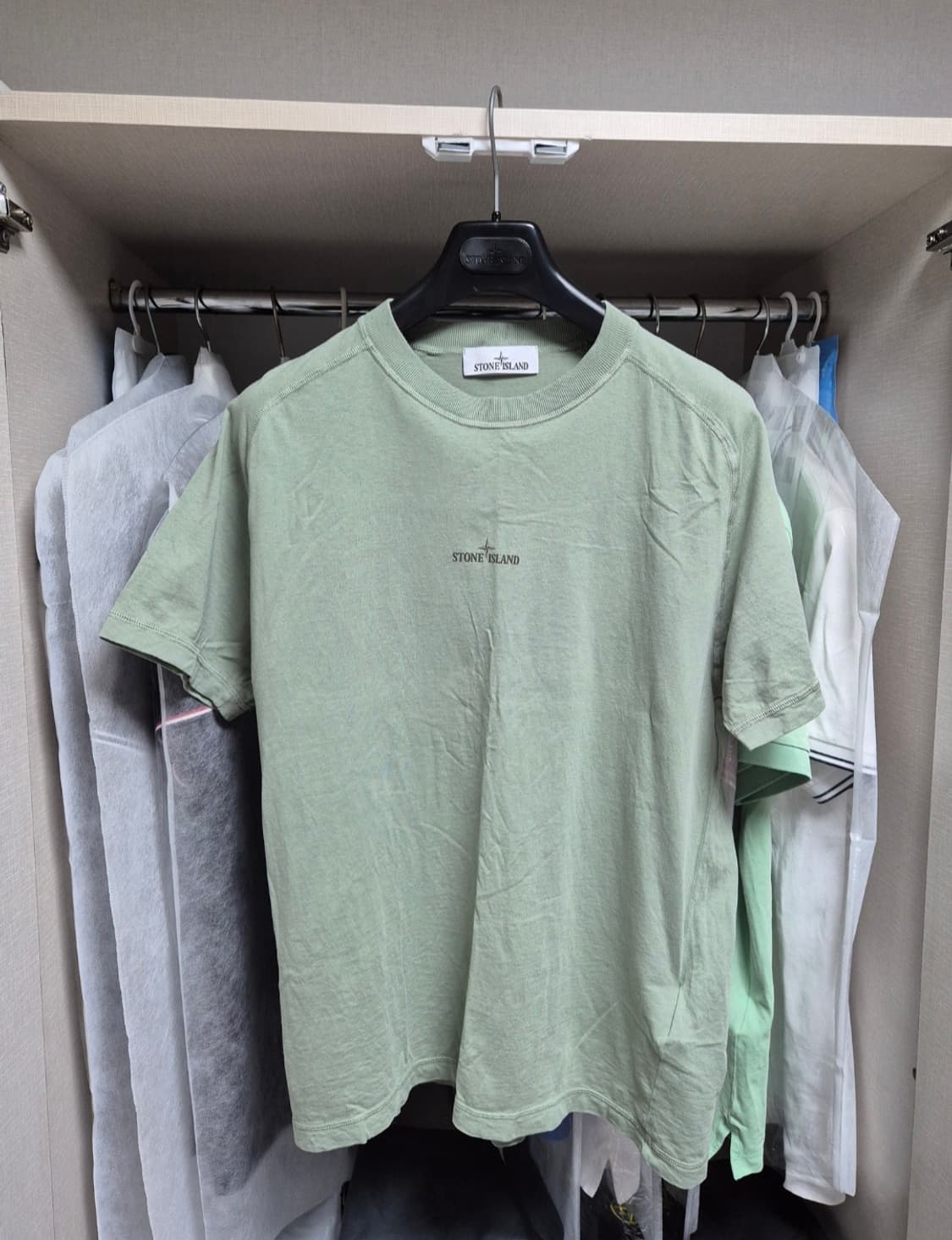 한글택 25년식 스톤아일랜드 반팔티 105-XL 상품이미지1