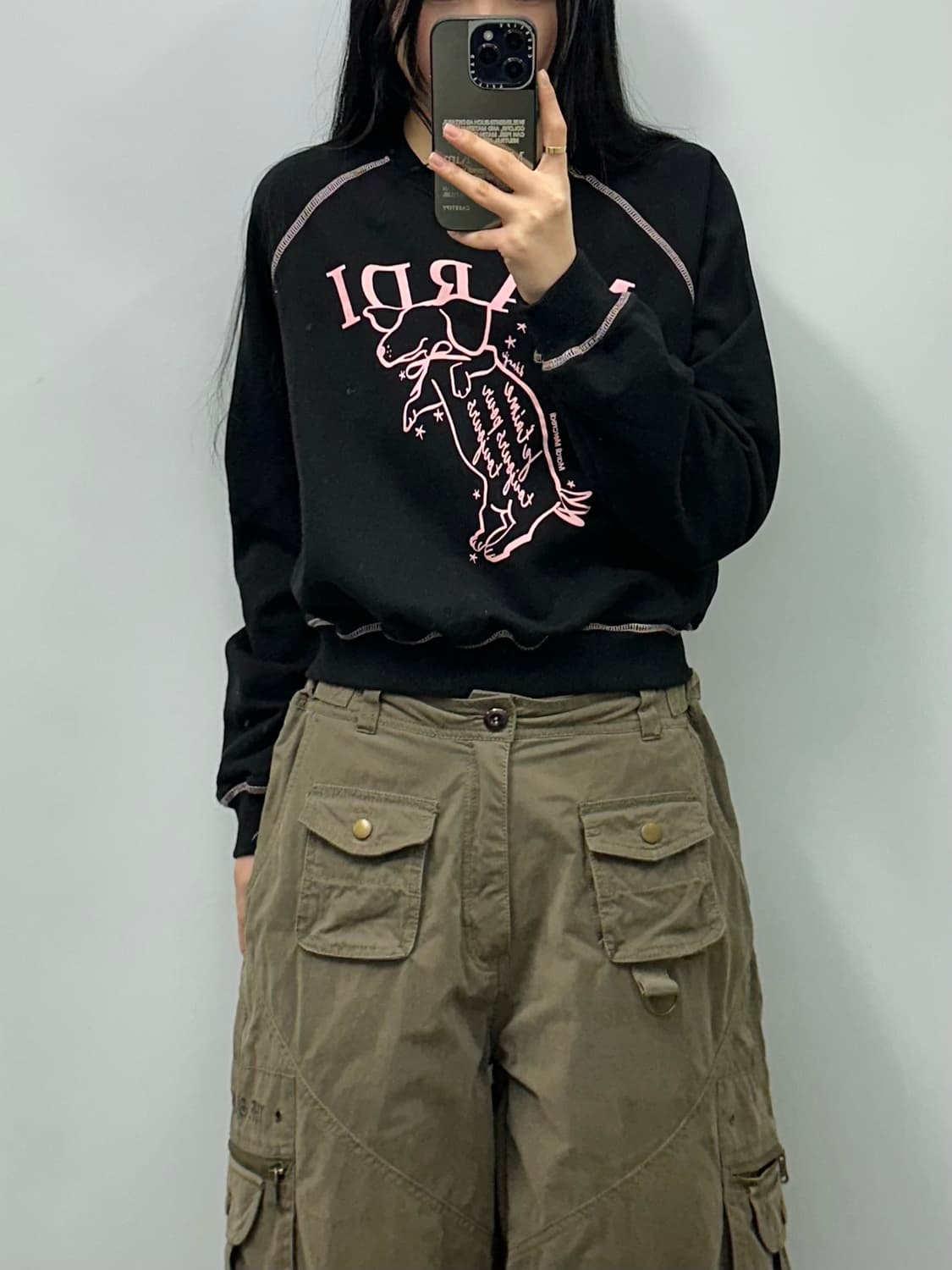 마르디 빅로고 블랙 맨투맨 상품이미지1