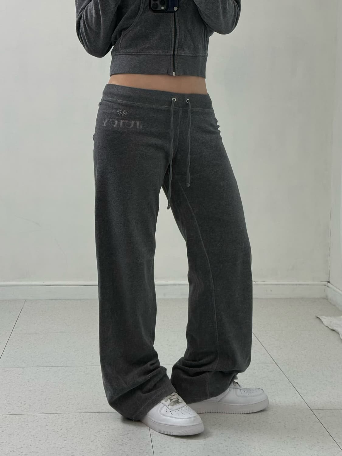 쥬씨 꾸뛰르 벨벳 트레이닝 셋업 상품이미지5