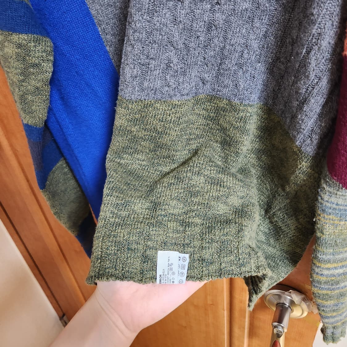 아더에러 lectu knit M 니트 스웨터 상품이미지6