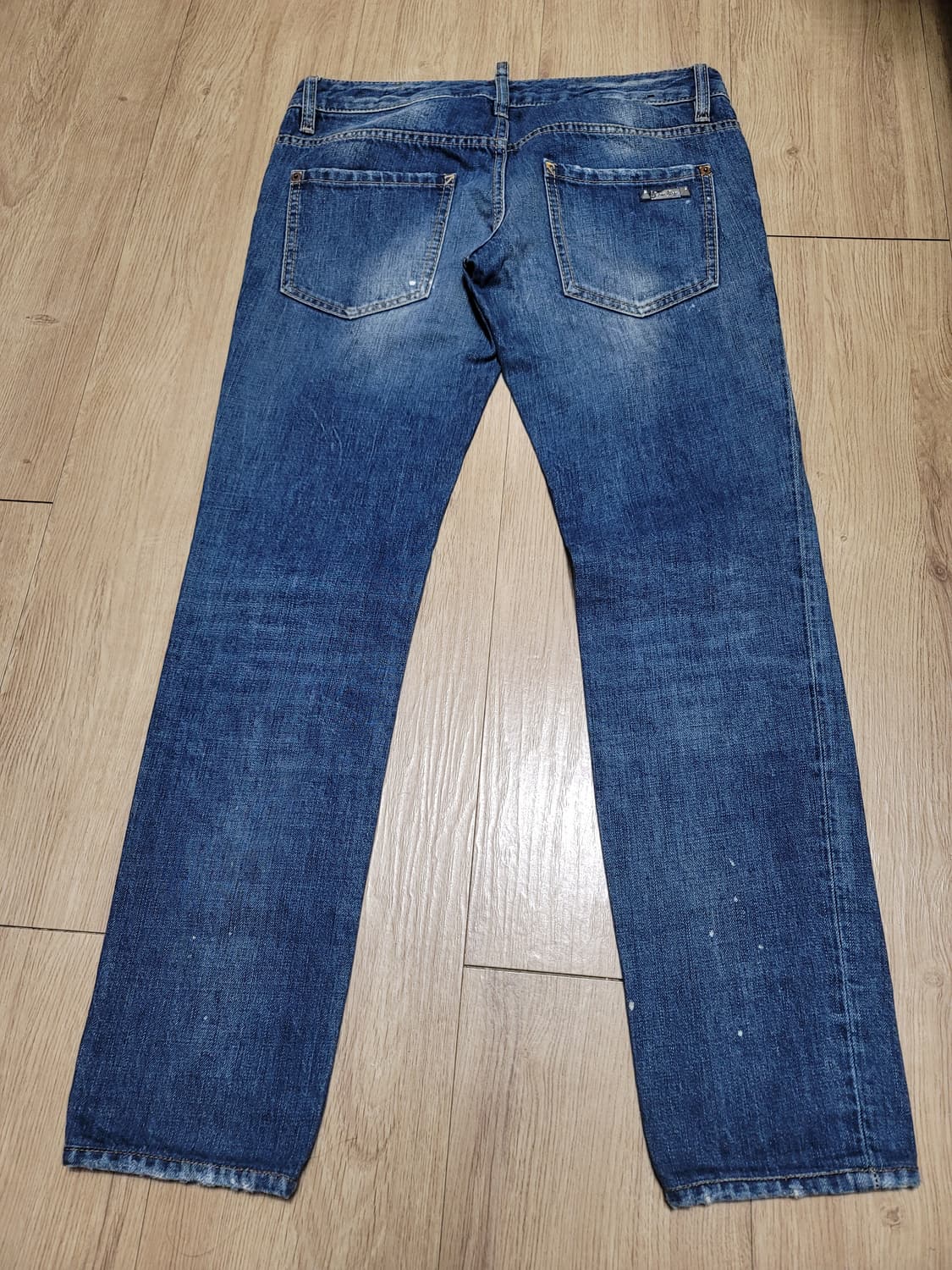 디스퀘어드2 여성 슬림 워싱 데님  S75LA0392 EU40 상품이미지2