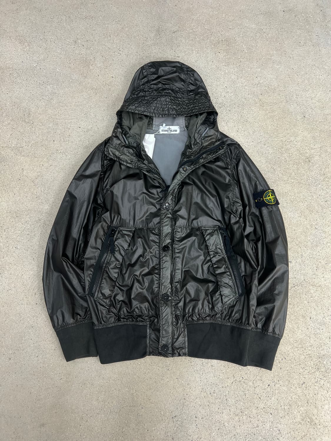 스톤아일랜드 와펜 다크 카키 글래스 후드 자켓 상품이미지3