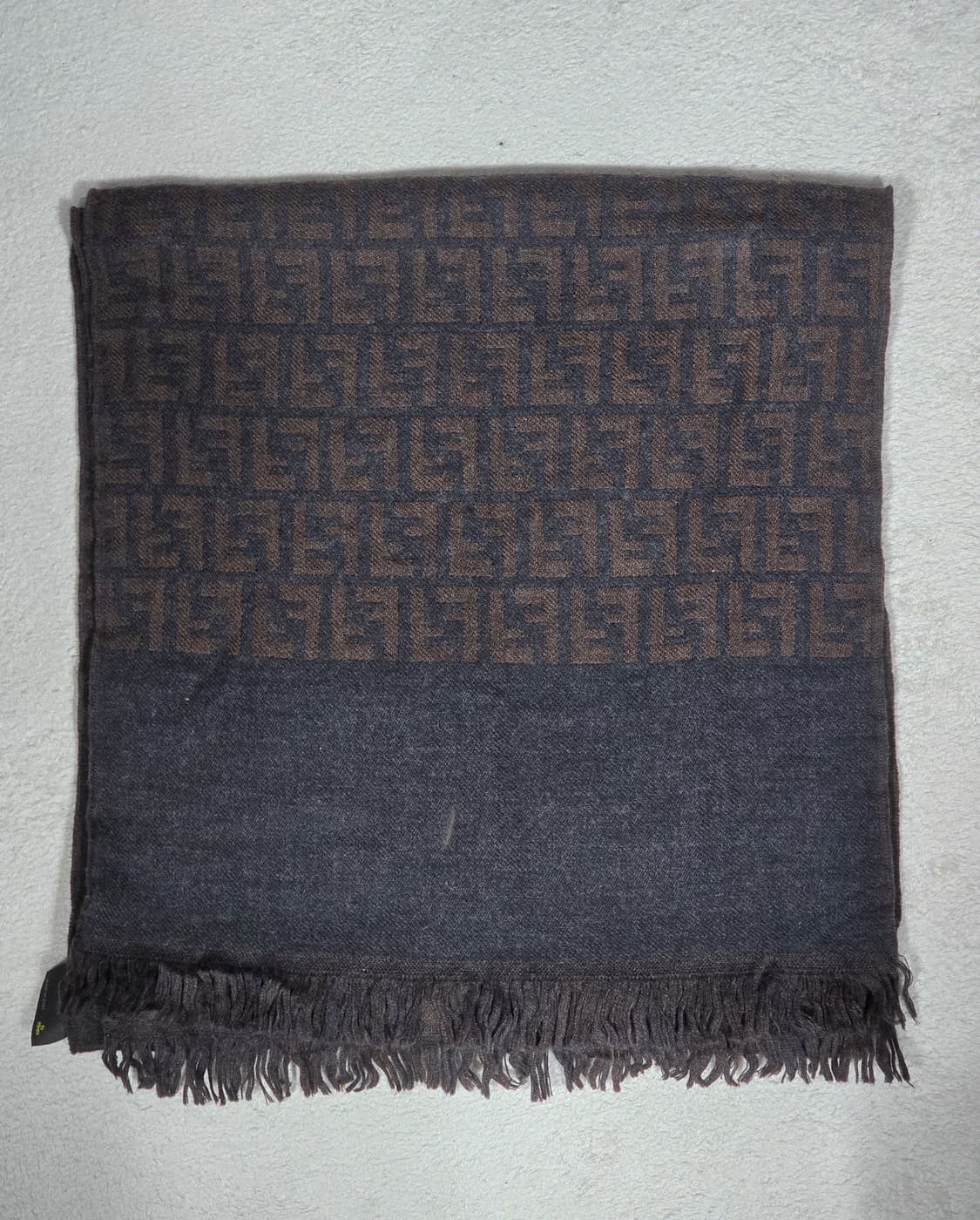 Fendi 펜디 주카패턴 브라운 머플러 상품이미지3