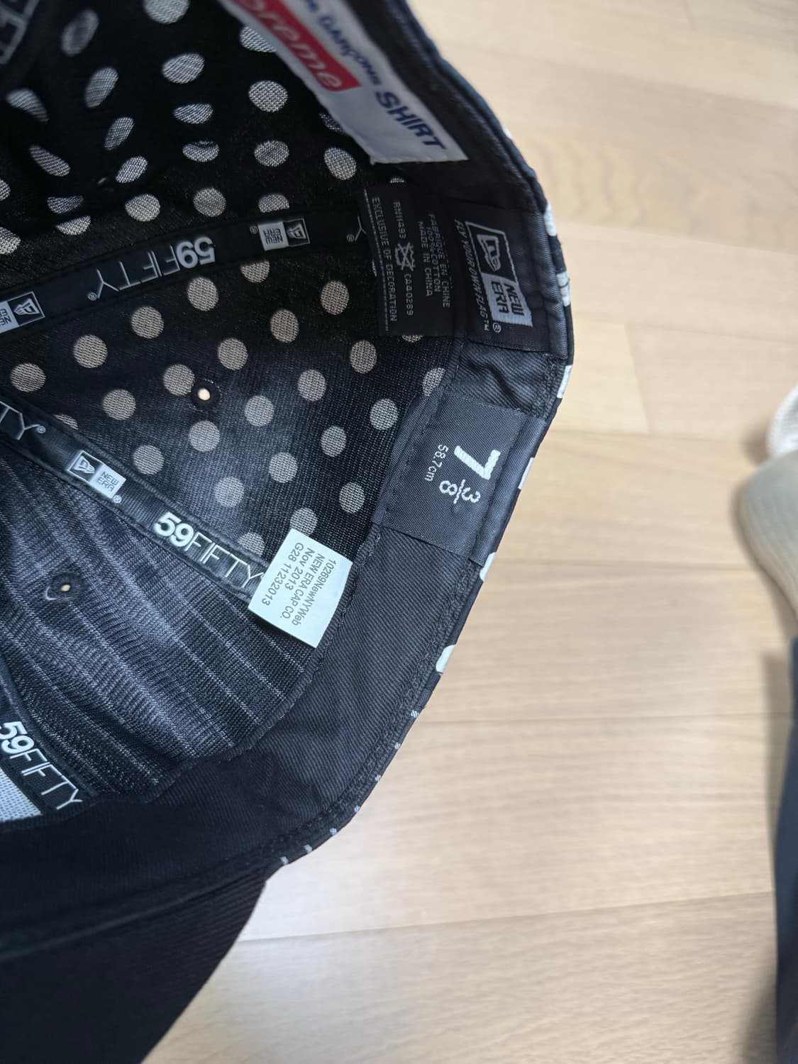 슈프림 꼼데가르송 뉴에라 상품이미지3