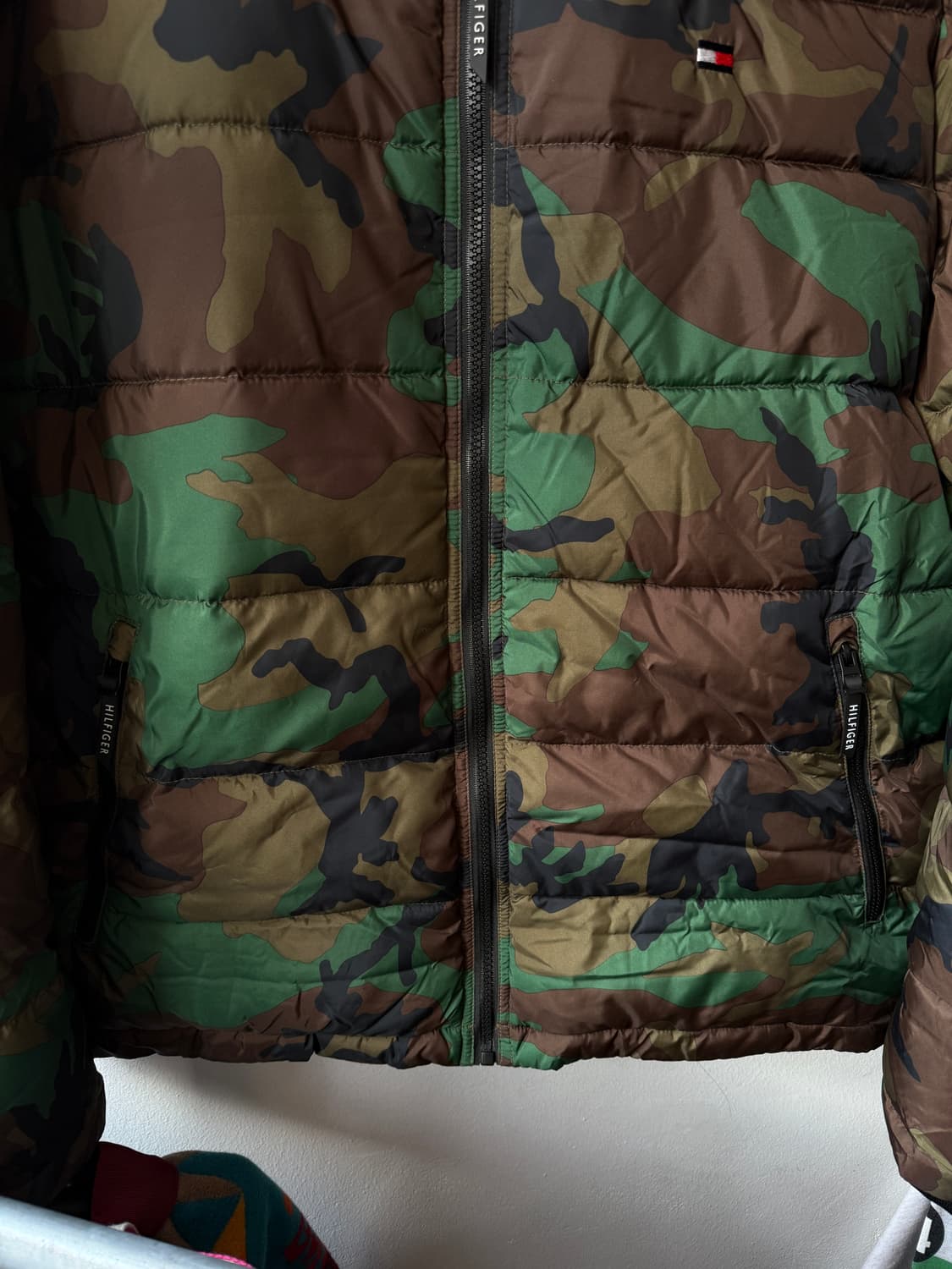 Tommy Hilfiger 카모 패딩 L 상품이미지5