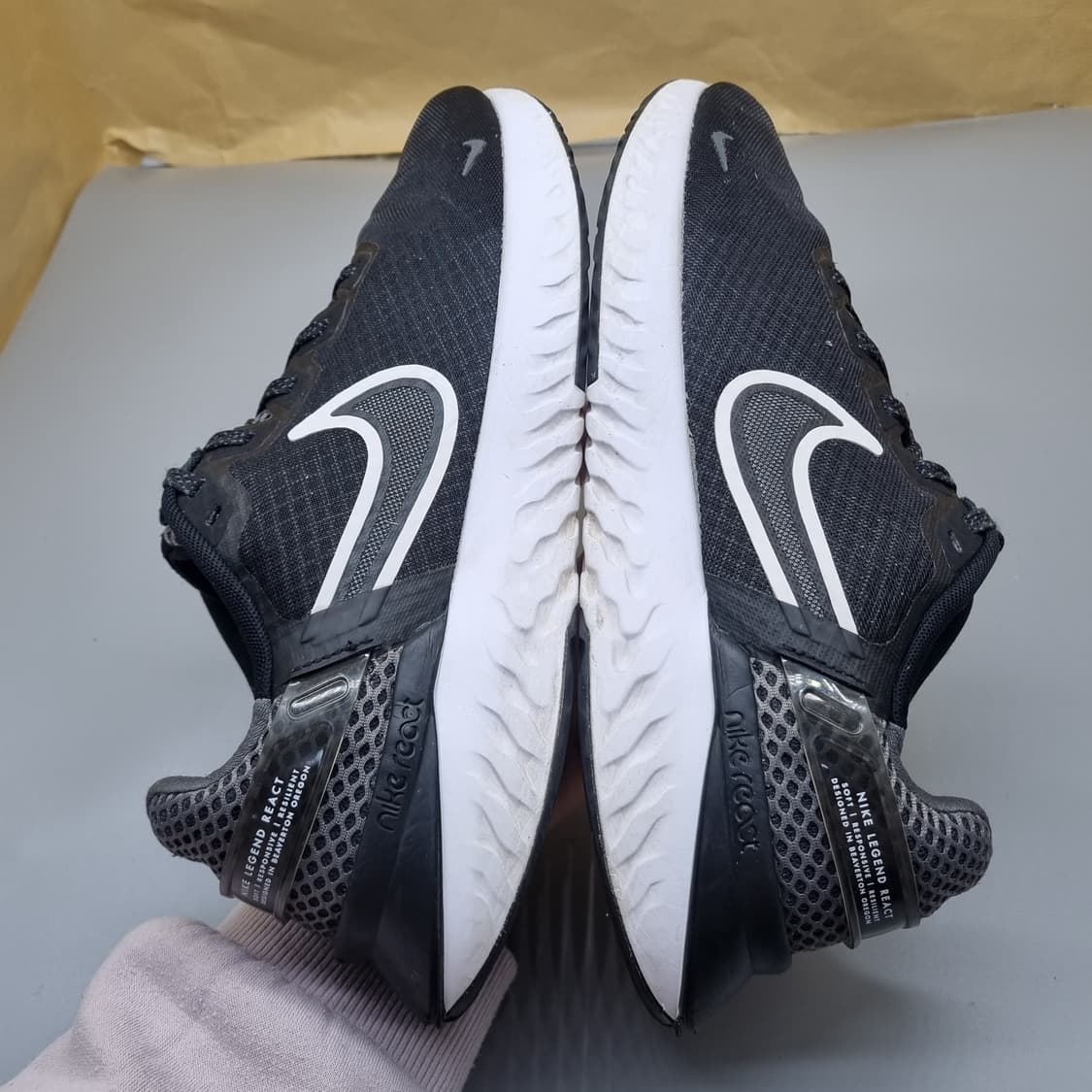 나이키 레전드 리액트3 남성운동화 285 상품이미지5