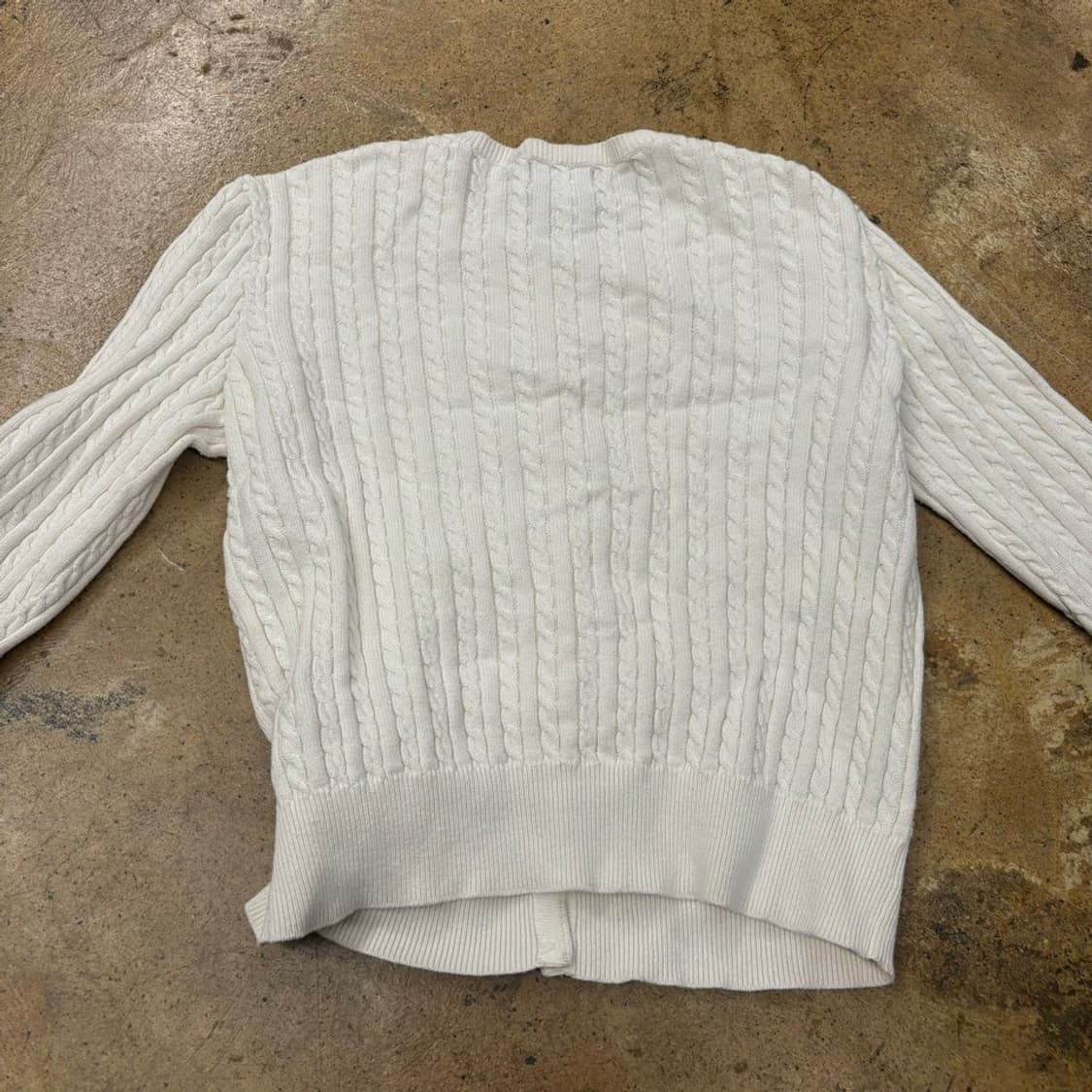 폴로 랄프로렌 흰핑 화이트 딸기우유 로고 꽈배기 니트 가디건  상품이미지4