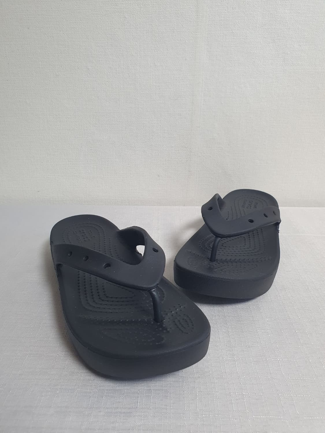 220mm 크록스 클래식 플랫폼 플립 블랙 상품이미지6