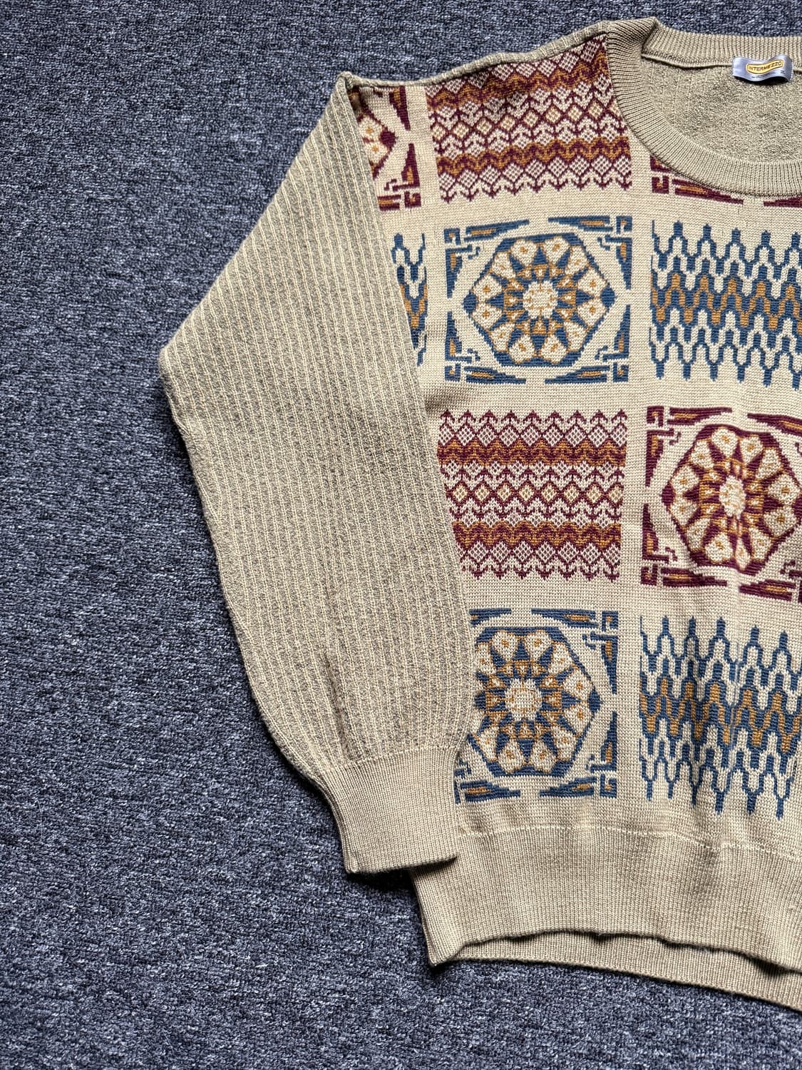 인터메조 에스닉 니트 상품이미지3