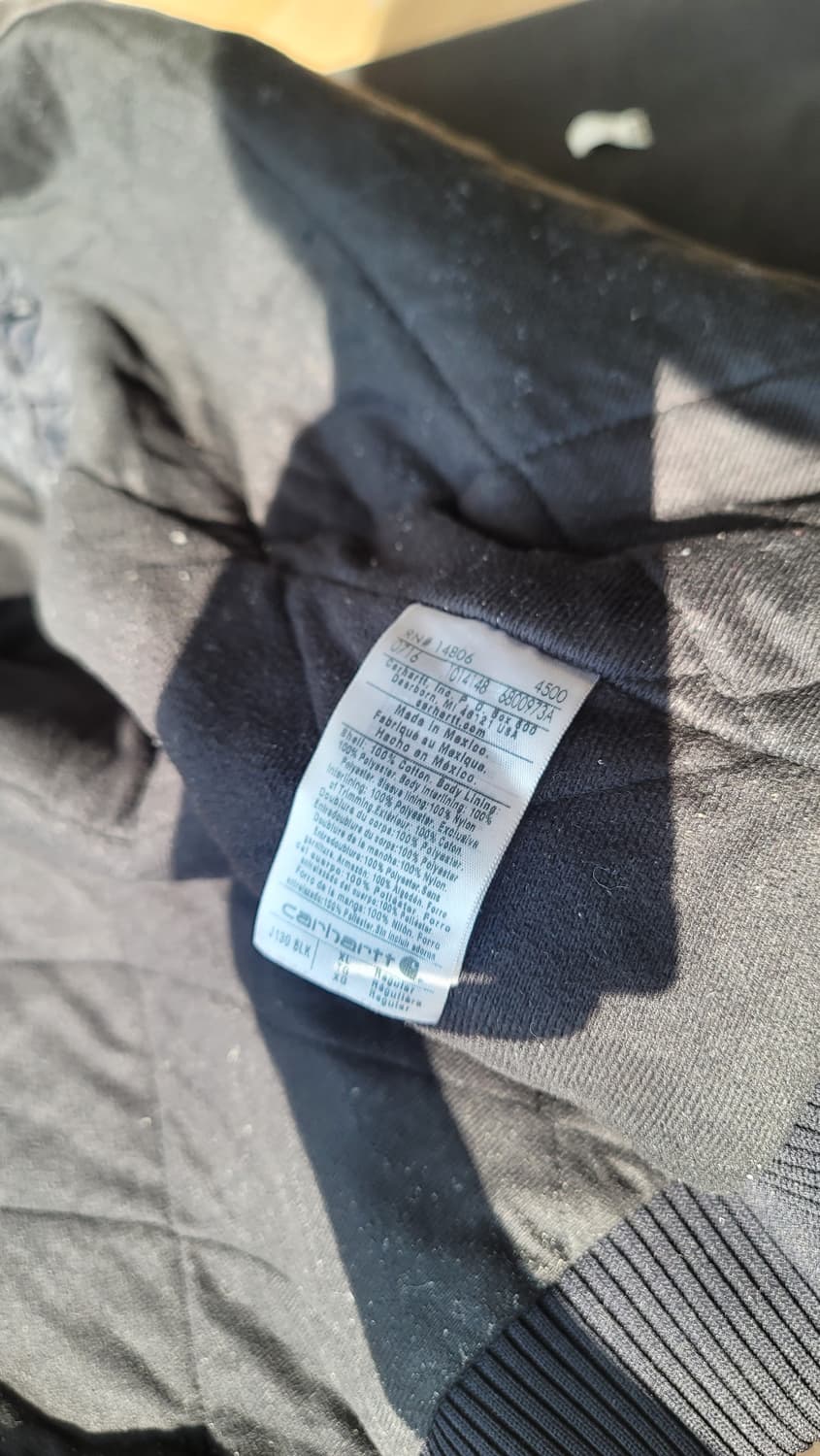 오리지널 칼하트 샌드스톤 j130 블랙색상  XL 사이즈 판매합니다. 상품이미지9