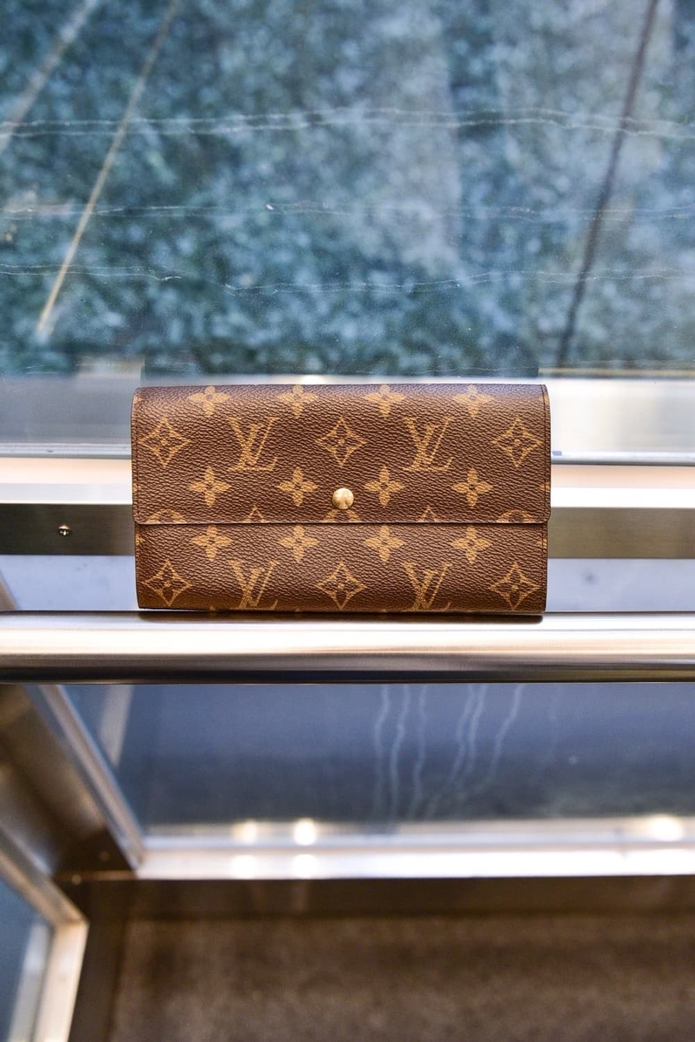 루이비통 모노그램 사라 월릿 장지갑 (정품) 상품이미지1