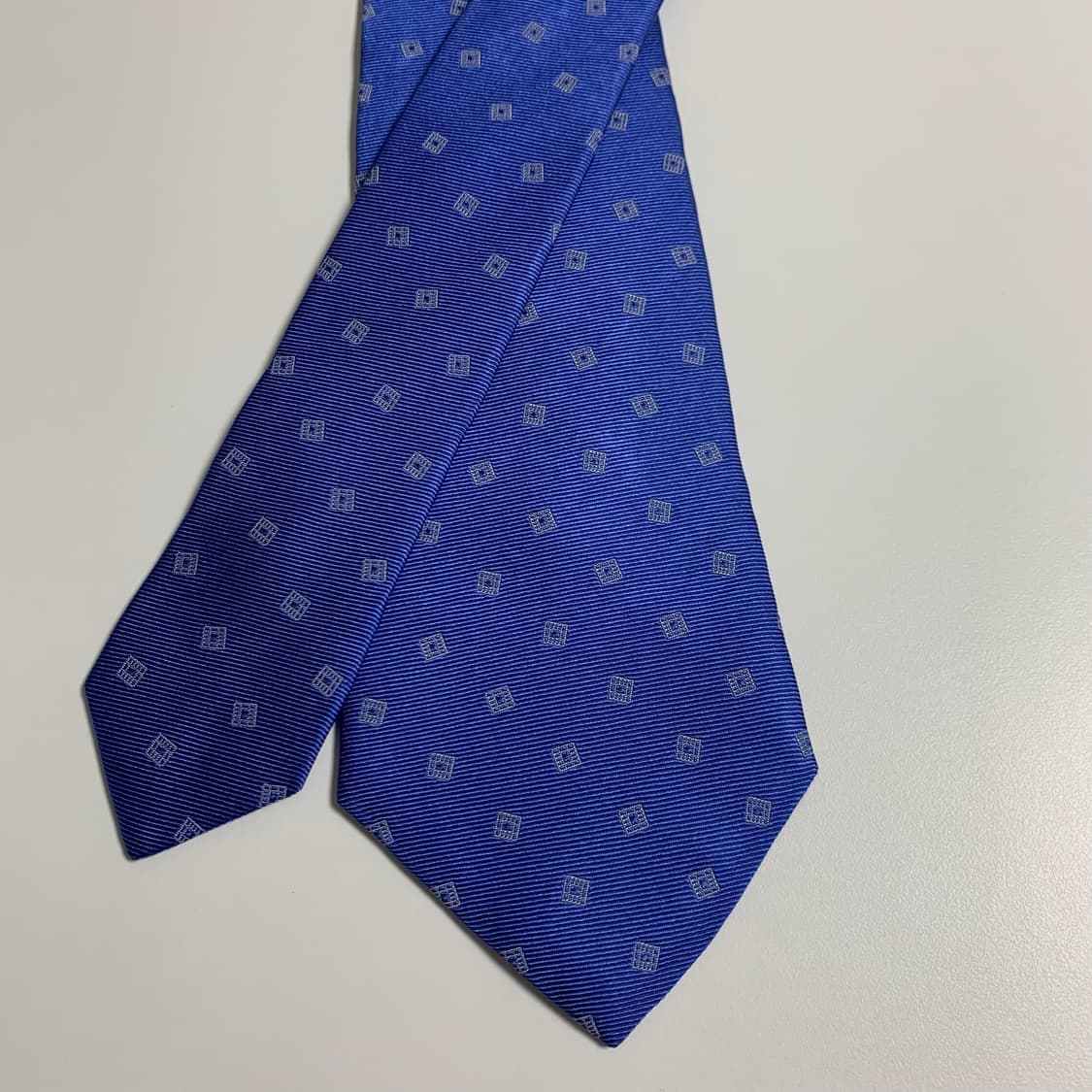 조르지오 아르마니(ARMANI) 신형라벨 100실크 이태리 명품넥타이 상품이미지4