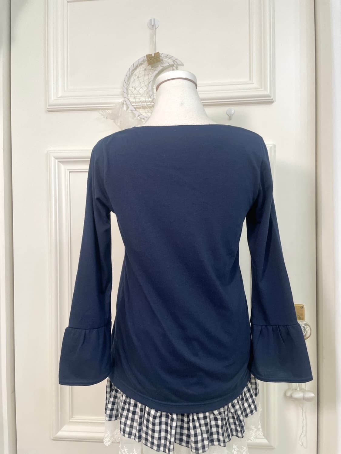 CINEMA CLUB navy lace point cotton top 상품이미지4