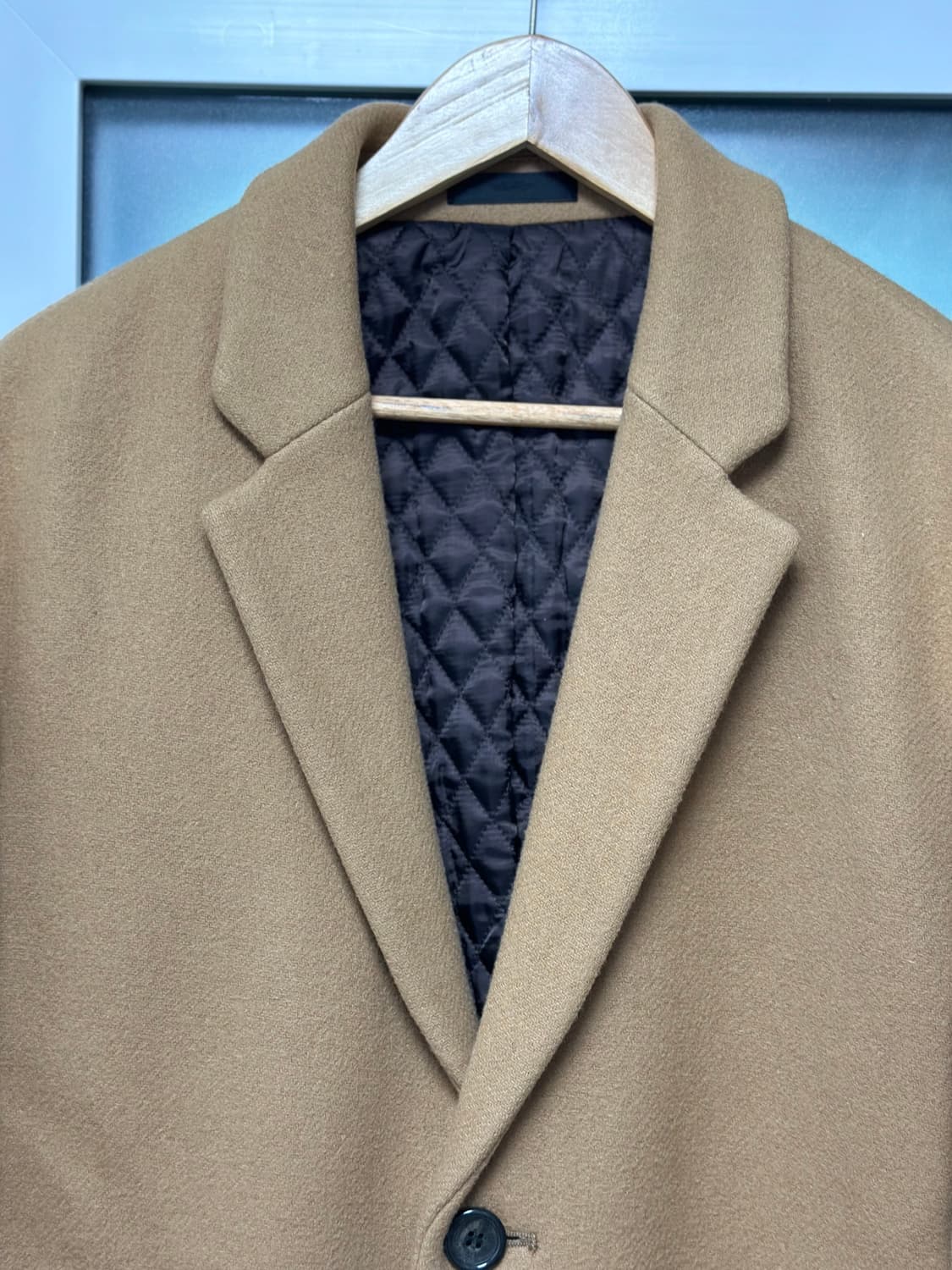 COMODO Square(코모도스퀘어) 남성 세미오버핏 카멜 싱글코트 / 상품이미지2