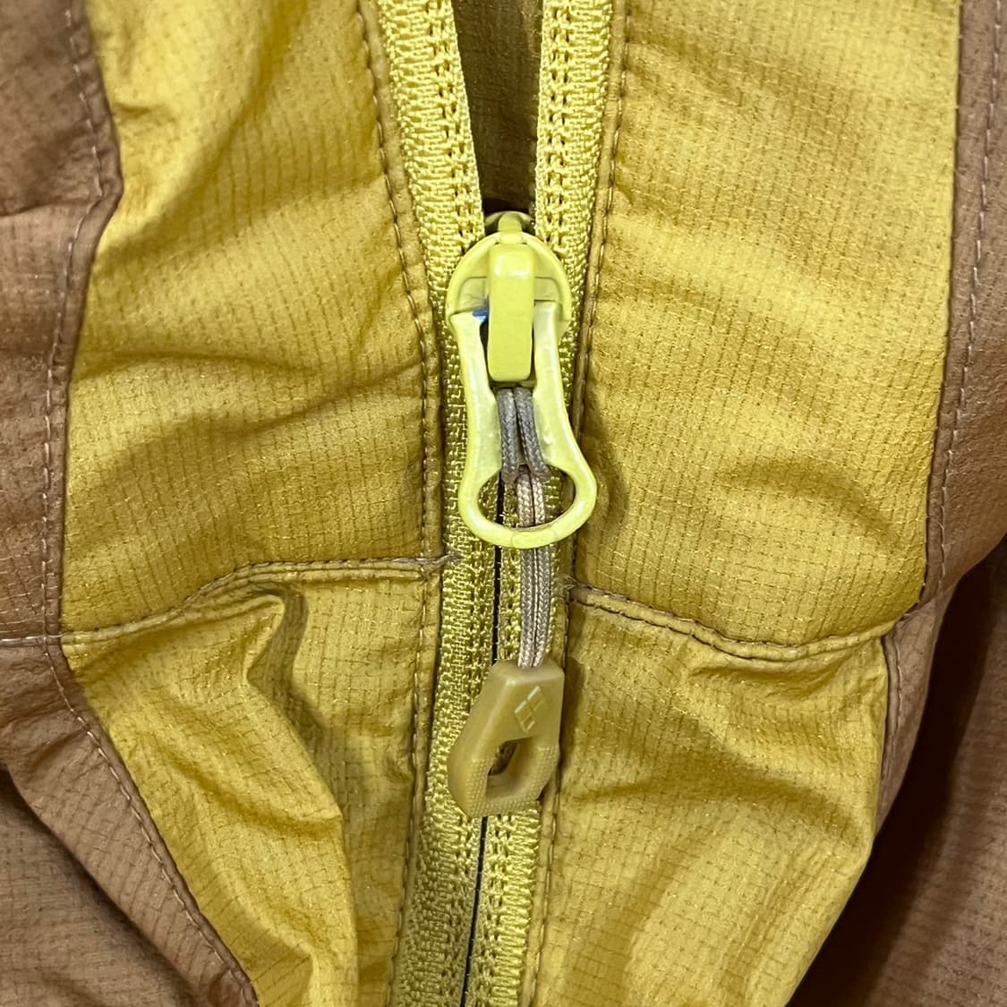 [정품/XL]  몽벨 윈드스토퍼 경량 바람막이 자켓 b16 상품이미지7