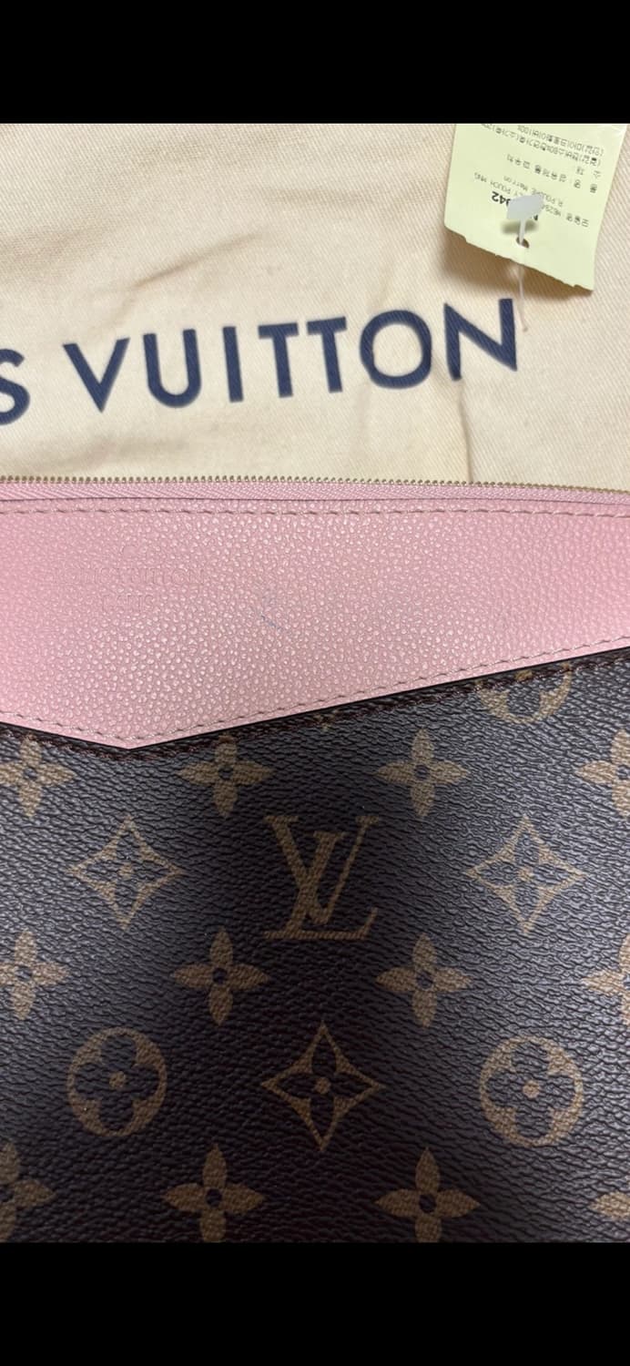루이비통 파우치 클러치백 핑크 풀구성 상품이미지1