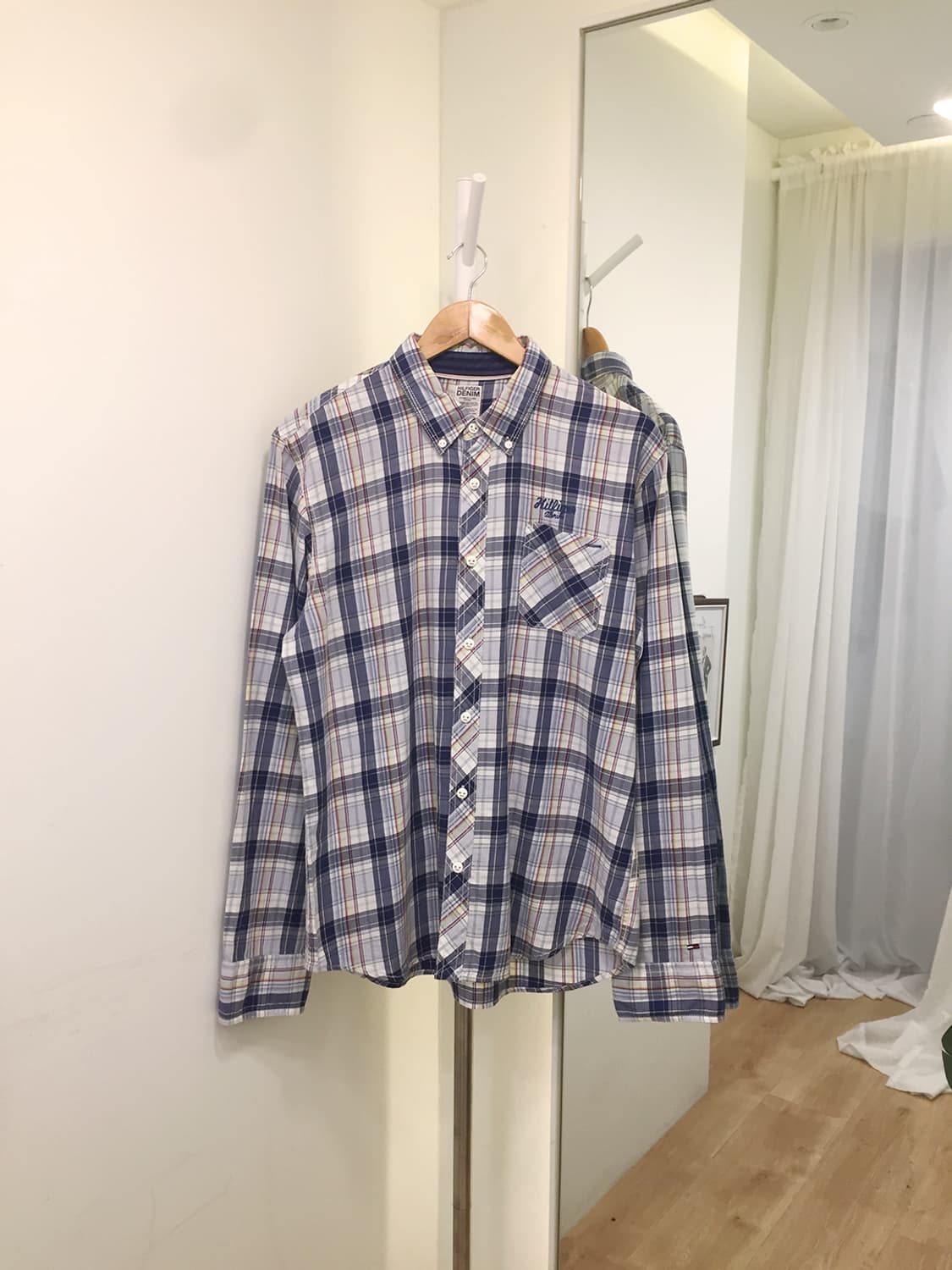 Unisex Tommy Hilfiger Shirt 95 상품이미지3