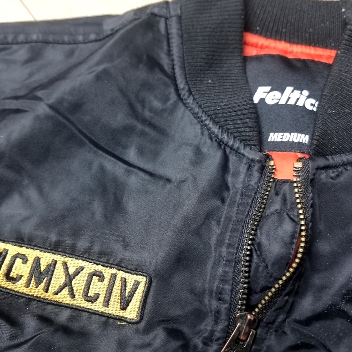 Feltics 펠틱스 블랙 패치 항공점퍼(95-103) 상품이미지2